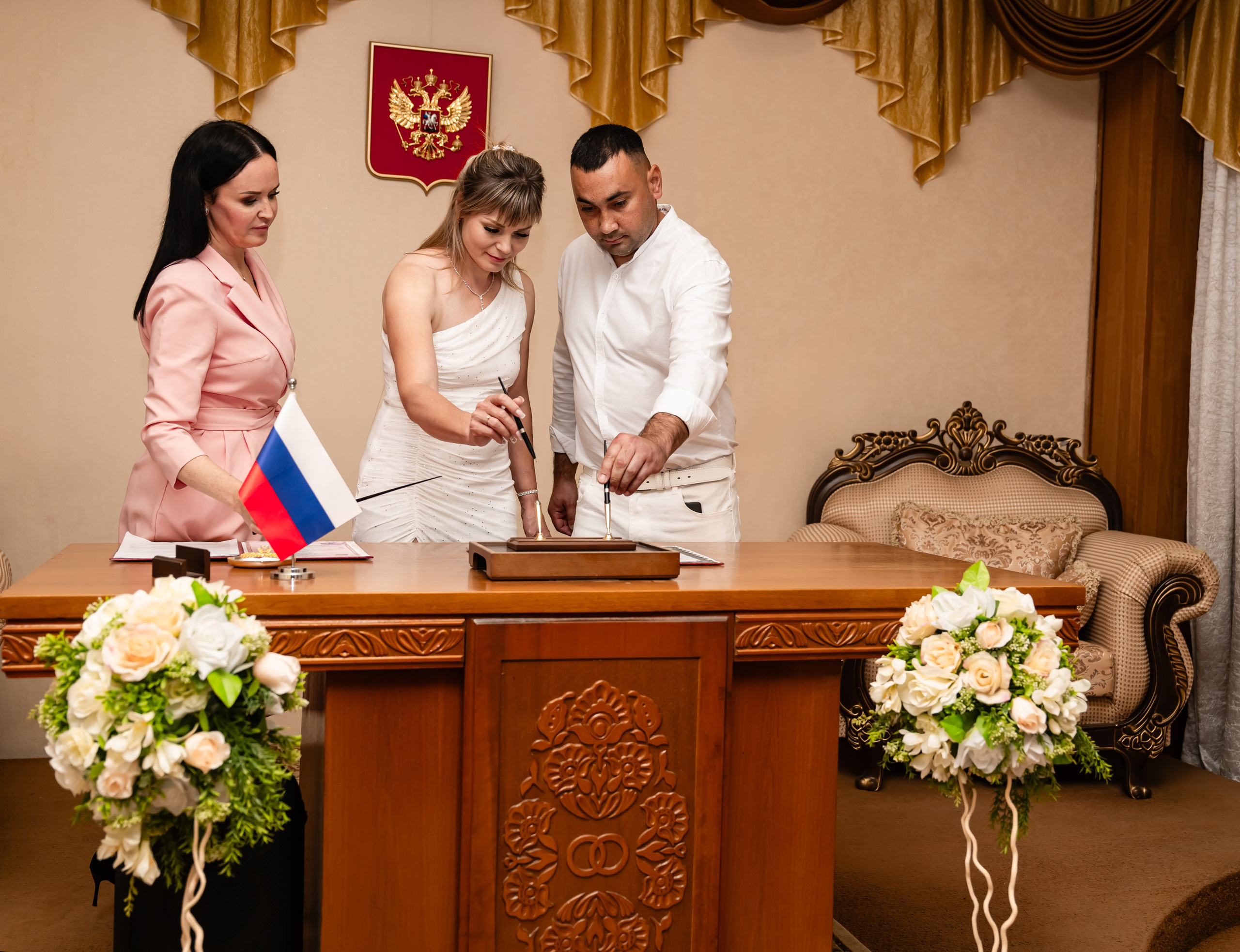 Свадебные фотосессии. Роспись в ЗАГСе. Выездная регистрация. Студийный и свадебный фотограф и видеограф в Севастополе — Юлия Макаренко