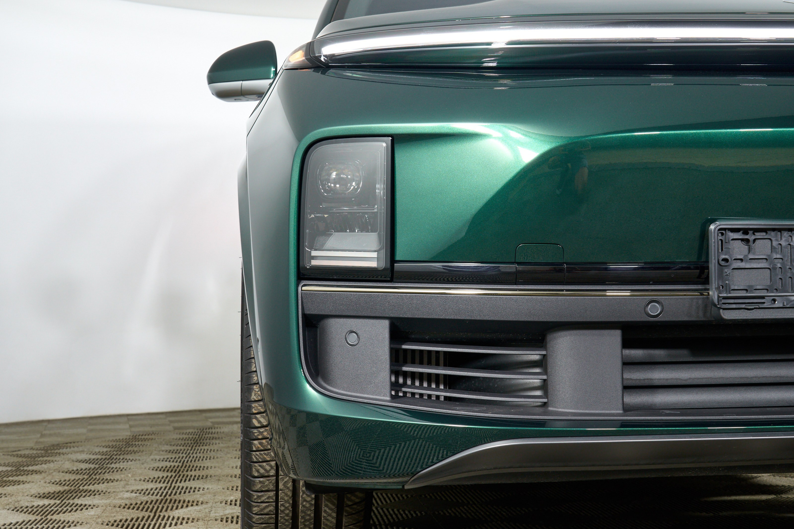 Lixiang L9. Фотограф Николай Прокофьев модельные тесты в Москве