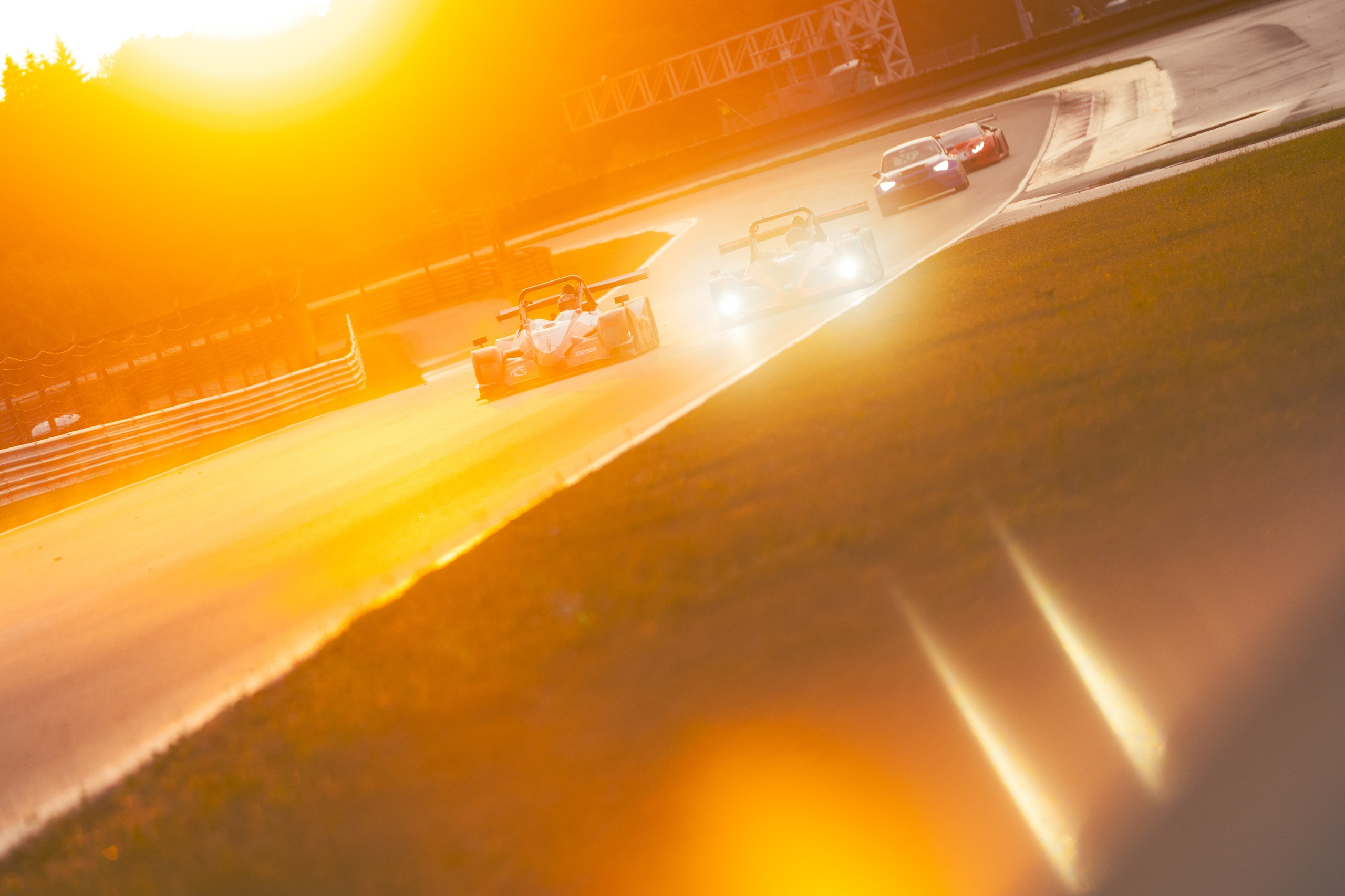 Фото четвертого этапа Российской серии гонок на выносливость. Фотограф Николай Прокофьев модельные тесты в Москве