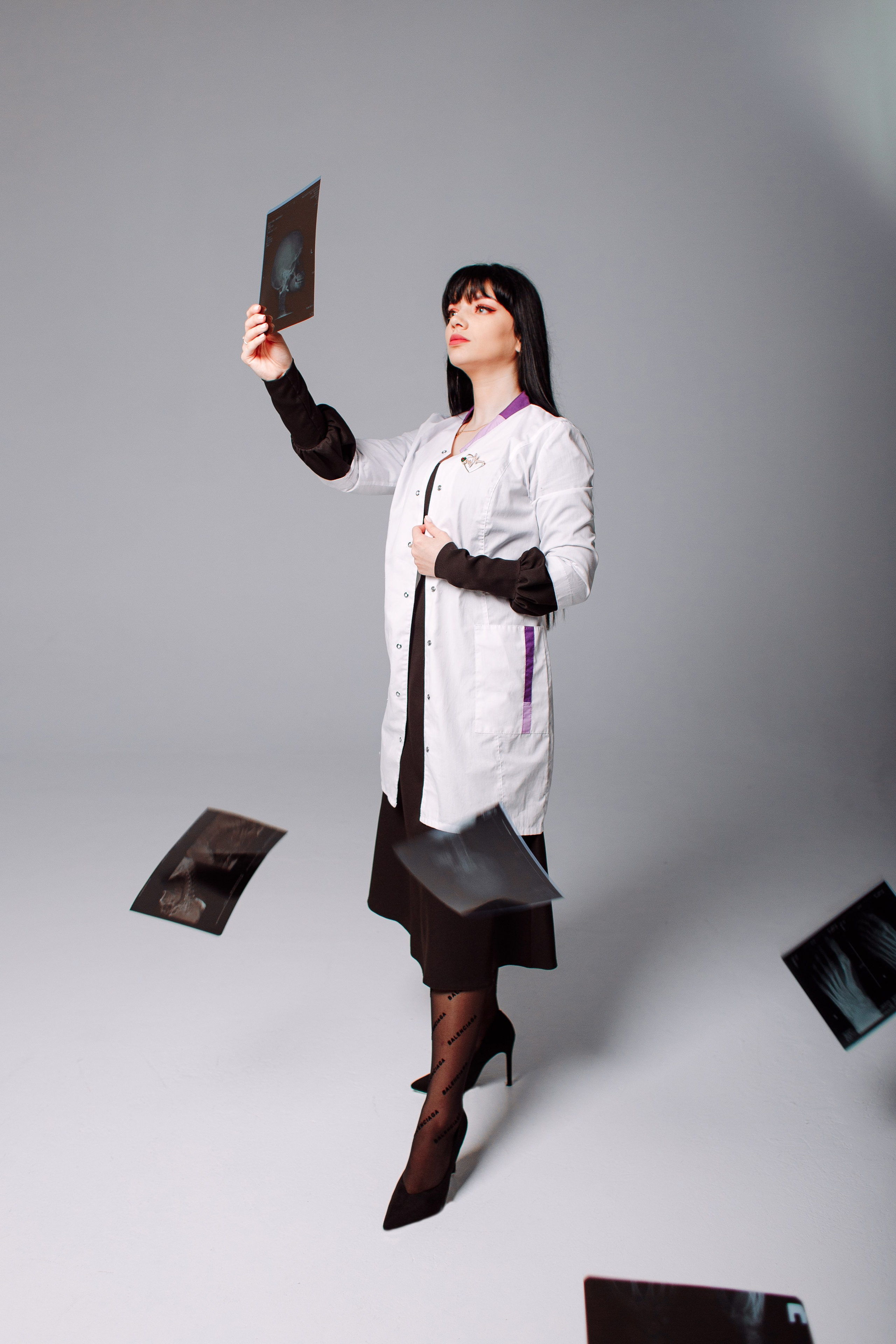 Съёмка врача в студии. Фотограф врача в Нижнем Новгороде и Нижегородской области.