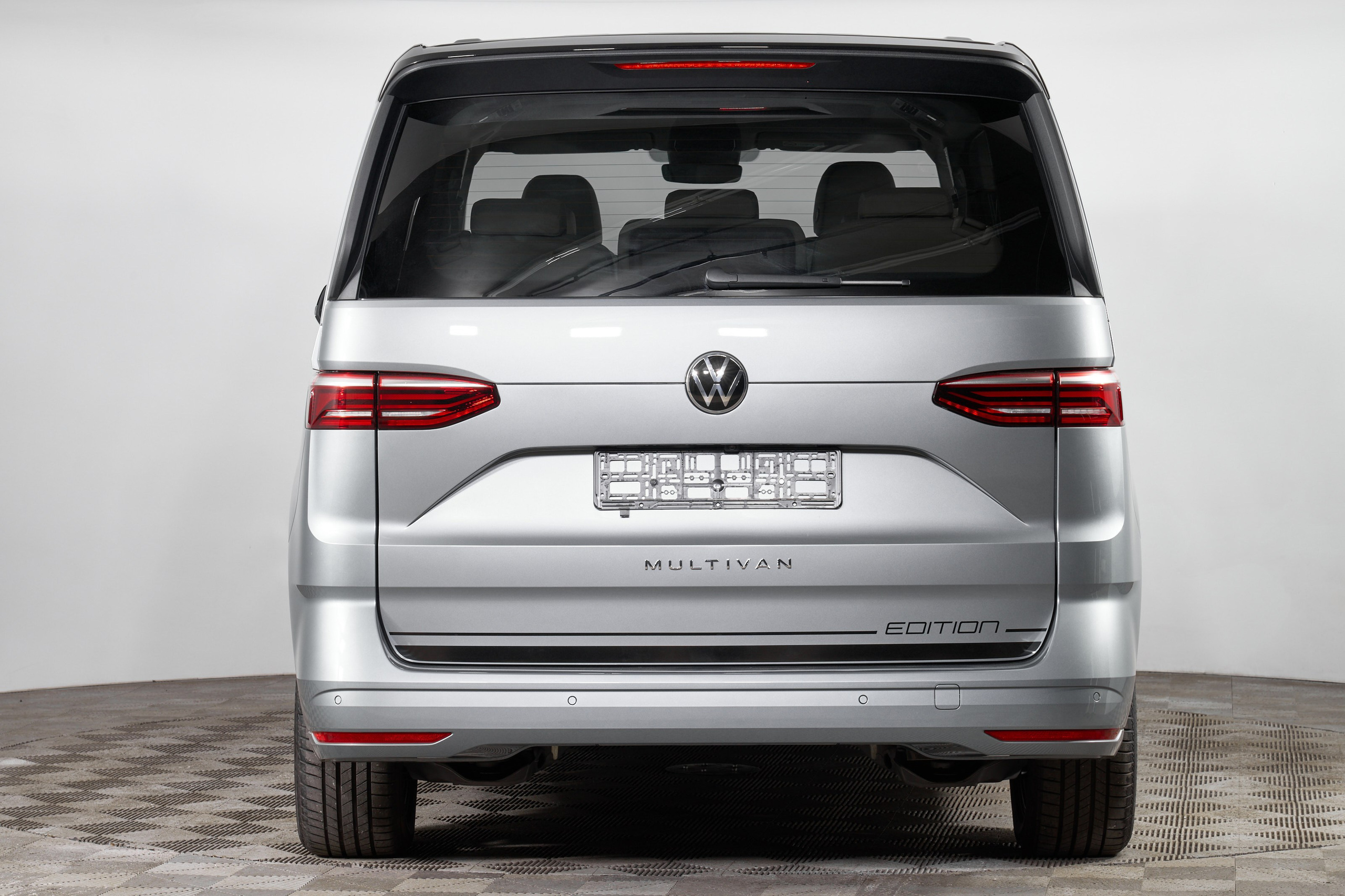 Multivan. Фотограф Николай Прокофьев модельные тесты в Москве