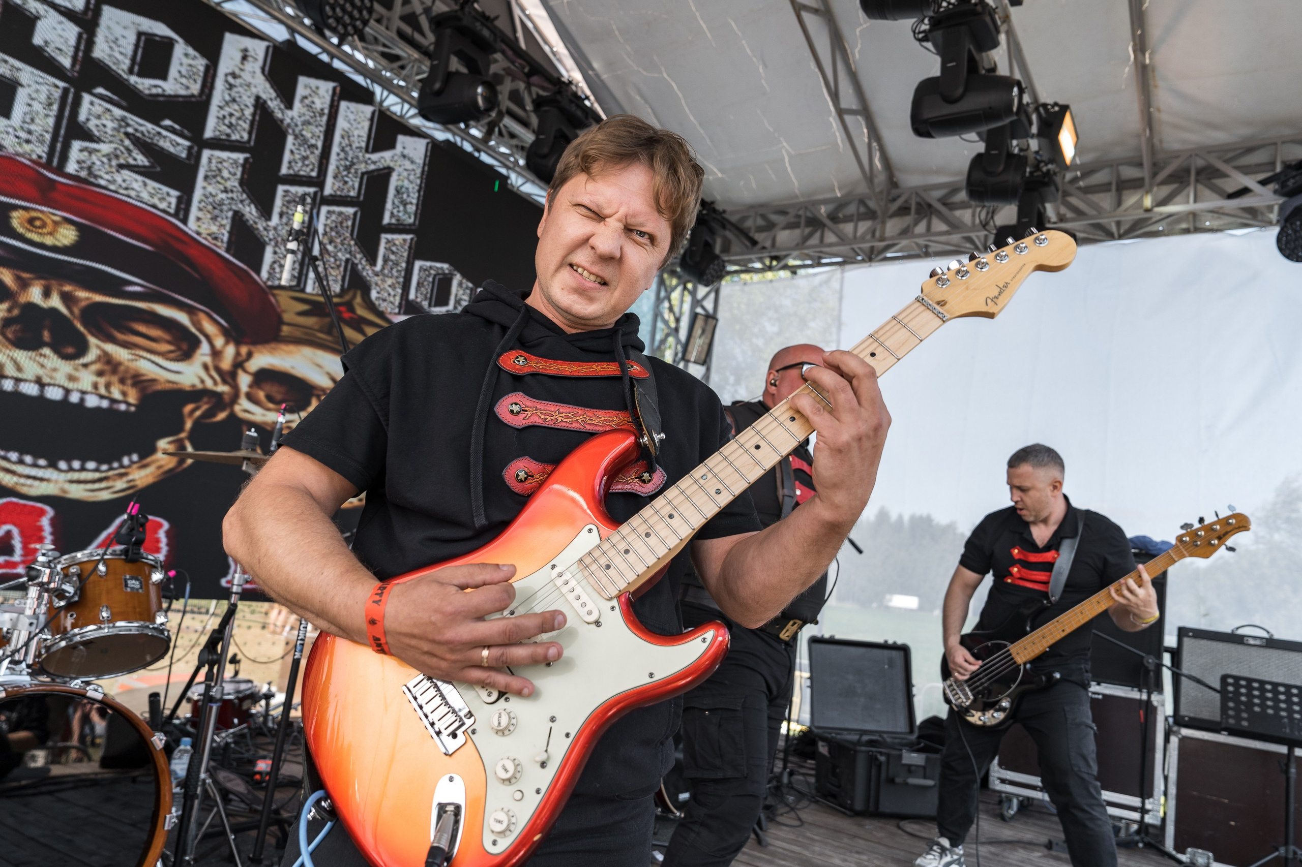 Фотоотчет с главного панк-рок фестиваля страны Anti-Party 2025. Фотограф Николай Прокофьев модельные тесты в Москве