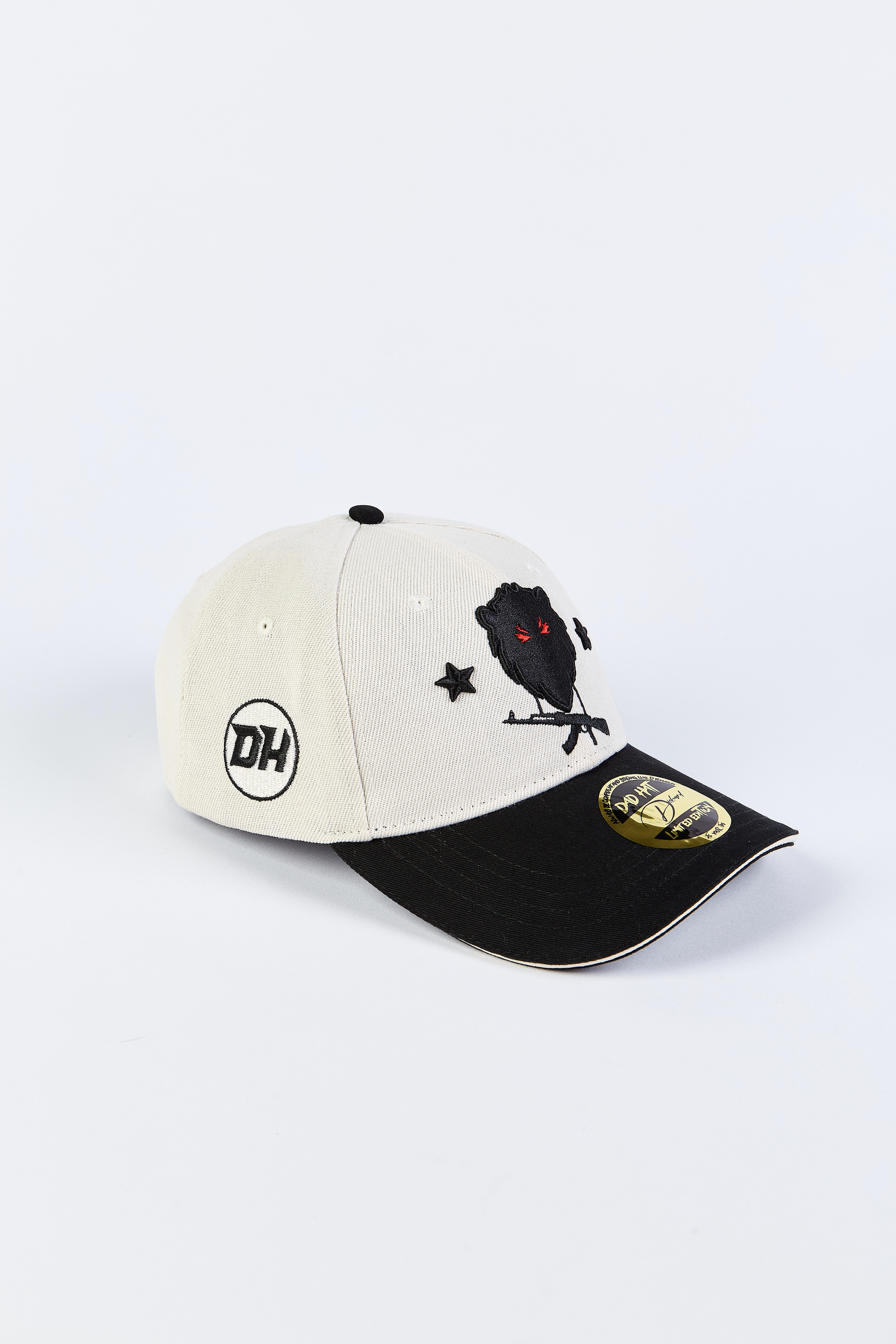 Съемка кепок. Фотограф Руслан Потапов в Краснодаре