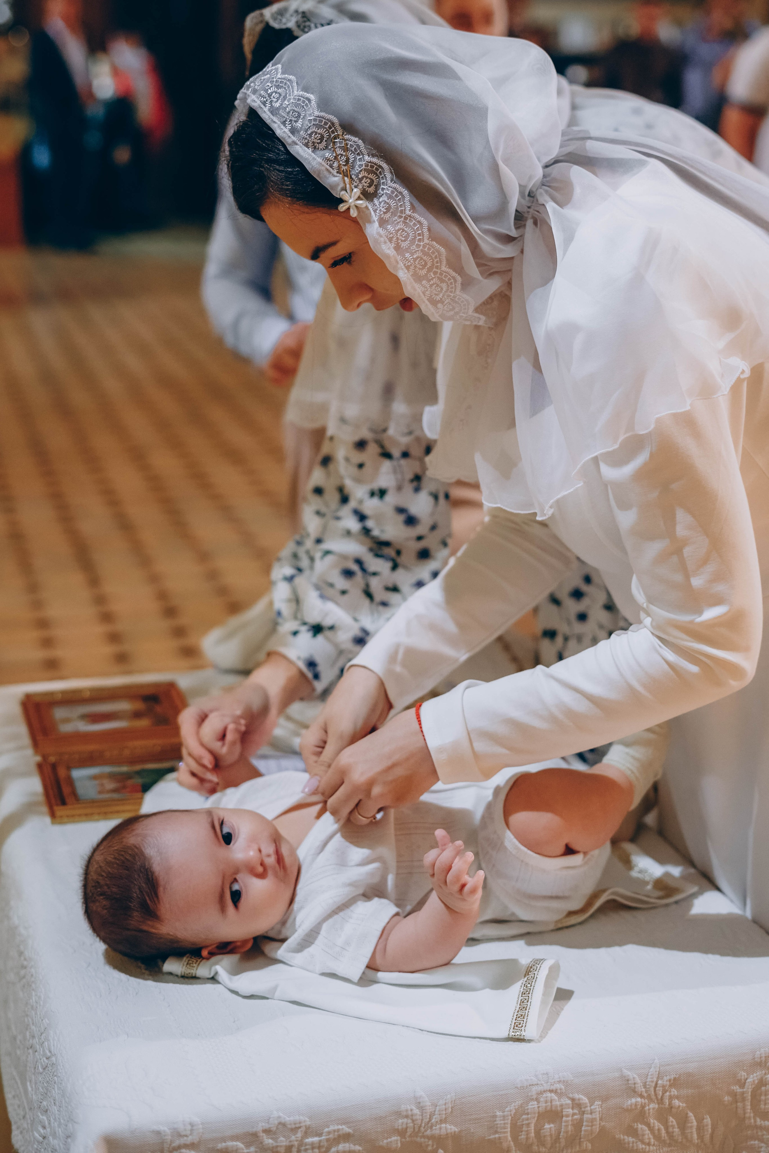 Таинство крещения Мирона