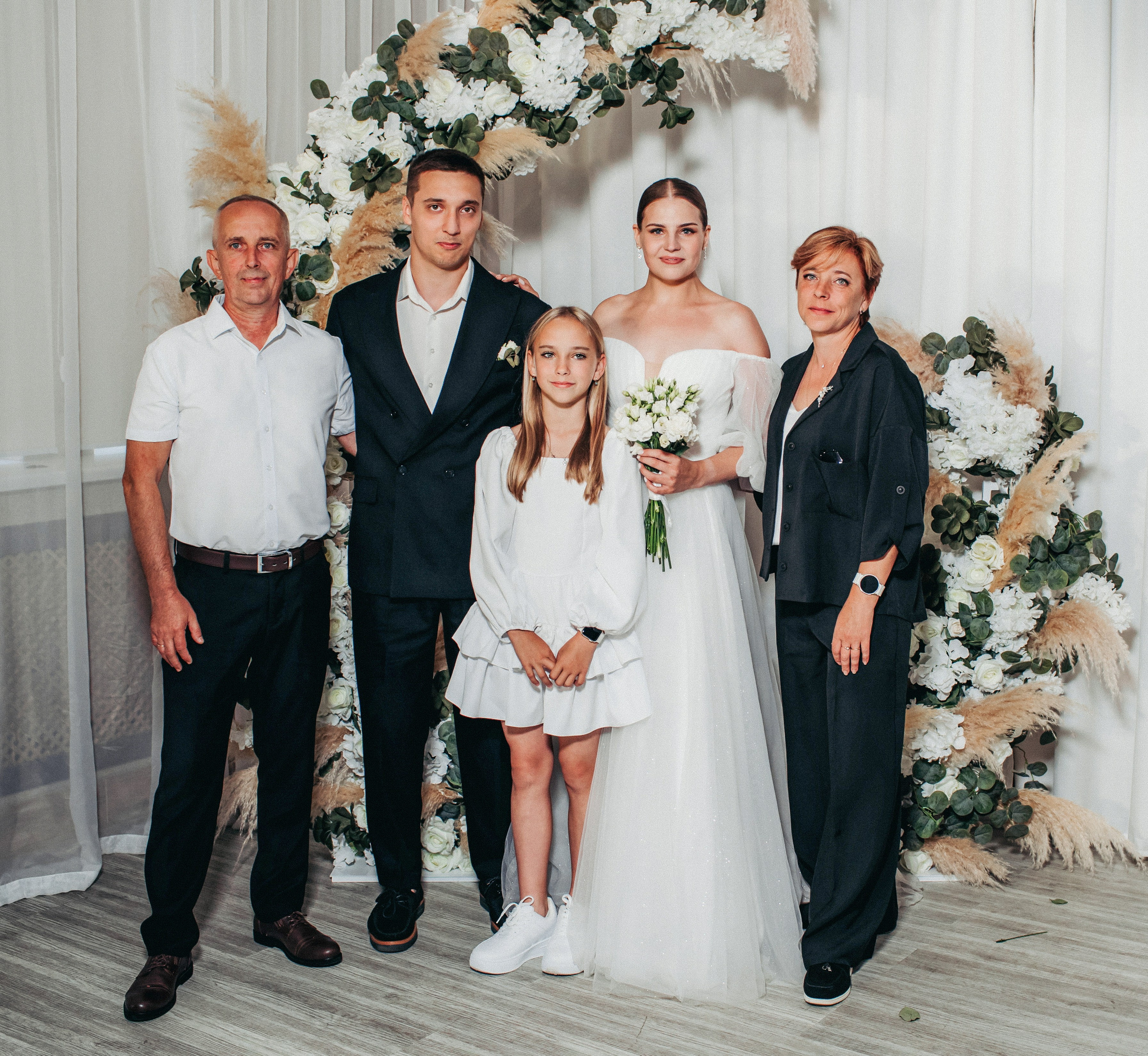 Vlad & Nadya (Saint-Petersburg, Russia). Destination wedding photographer Peter Letu