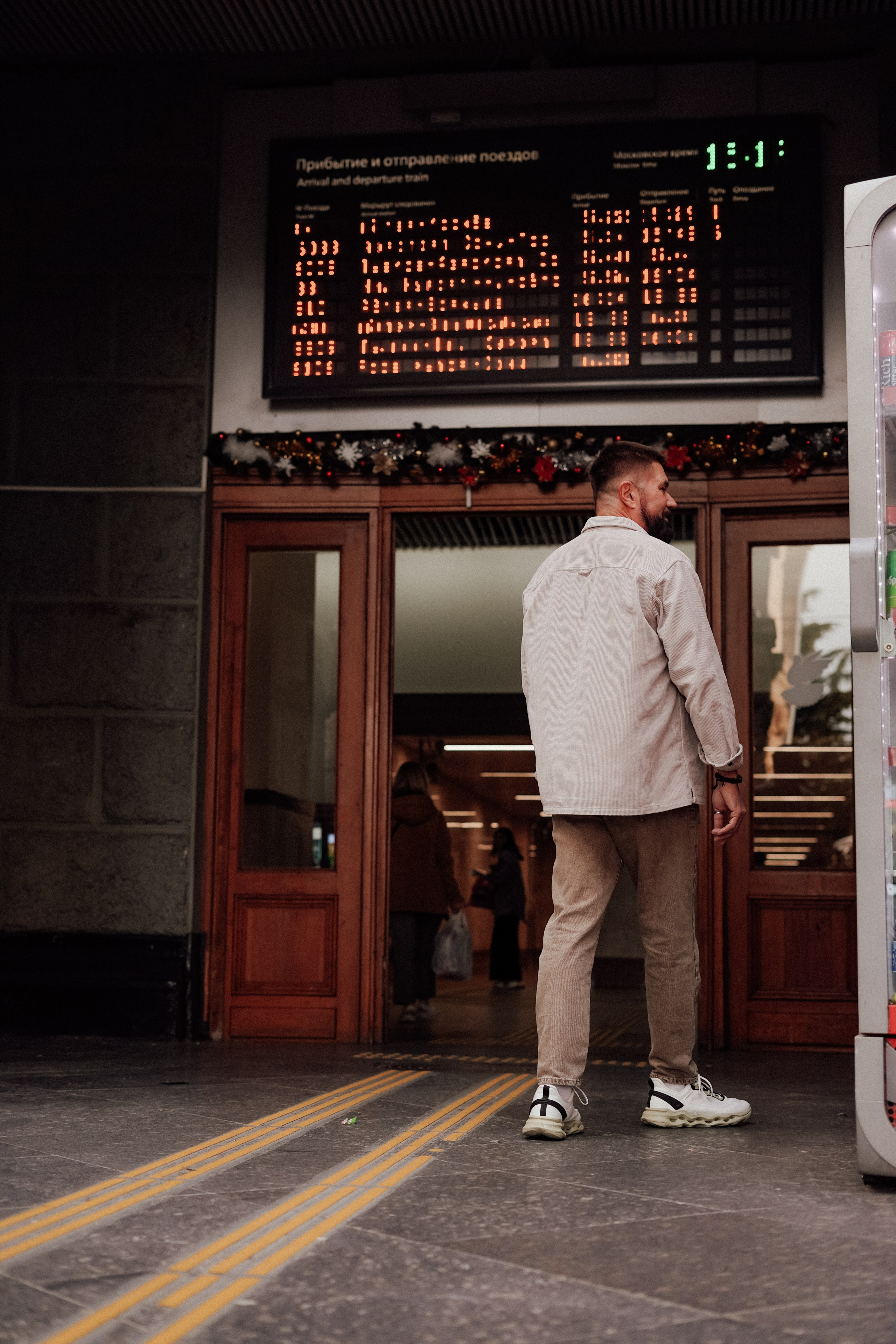 Фотосессия для Николая в морпорту и на ж/д вокзале Сочи. Фотограф в Сочи и Абхазии | Фототуры | September Air