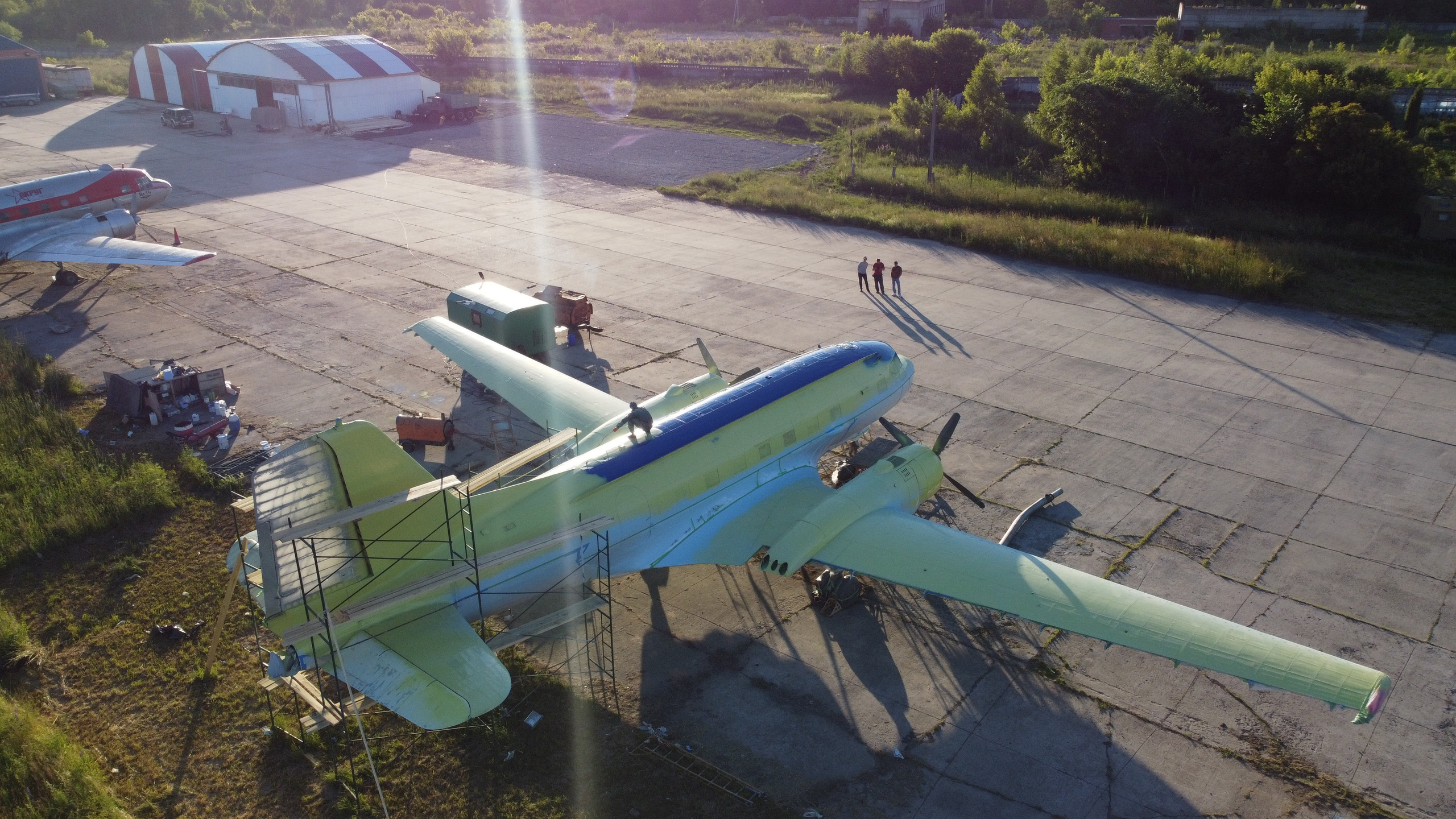 Ил-14Т «Голубая Мечта» — покраска (2022г). Фотоальбом показывающий увлекательный мир авиации и мир медведей Андрея Иванова