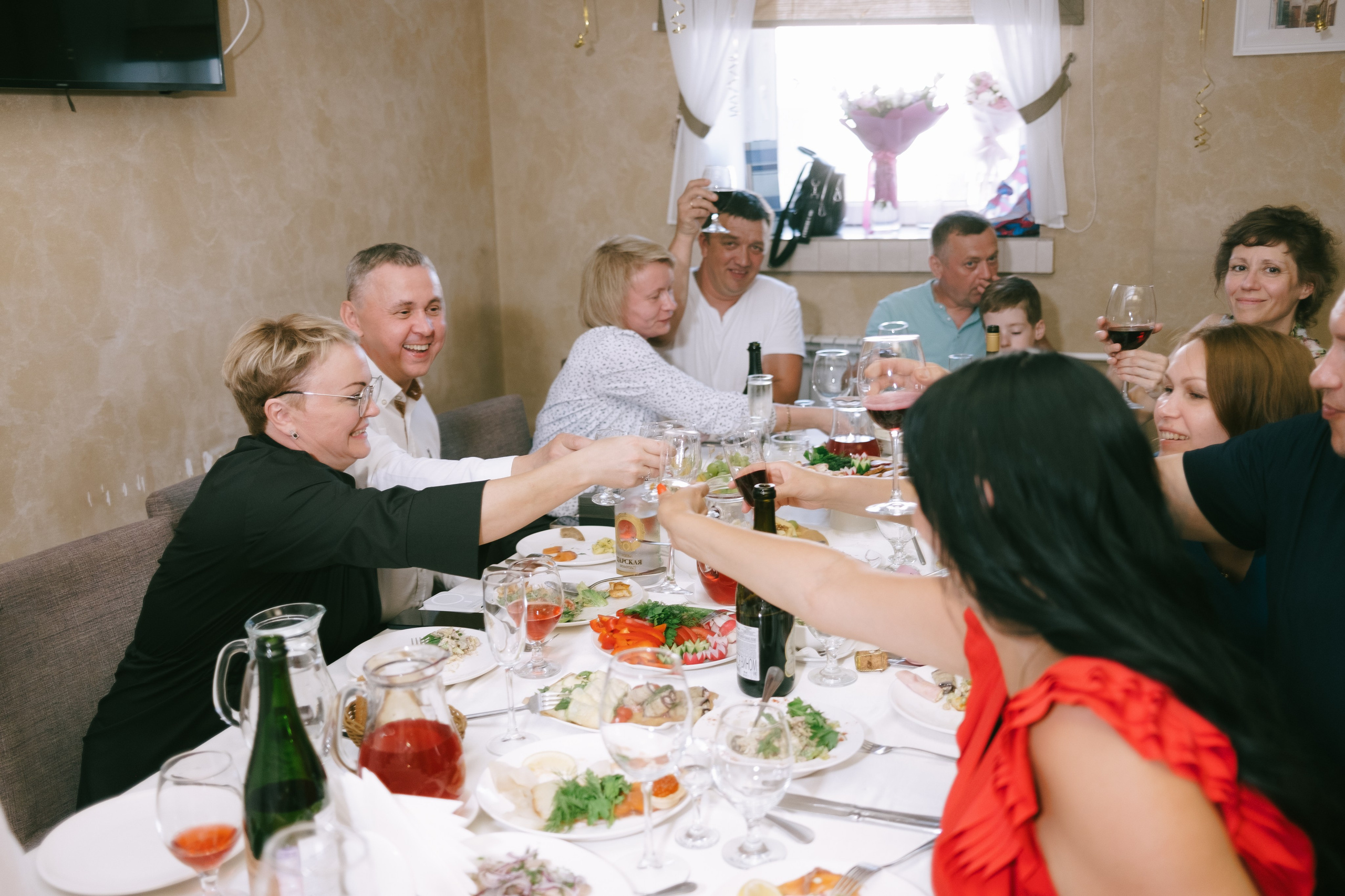 Выпускной школа 33. Свадебный и репортажной фотограф Денис Ожигин в Краснодаре и Краснодарском крае