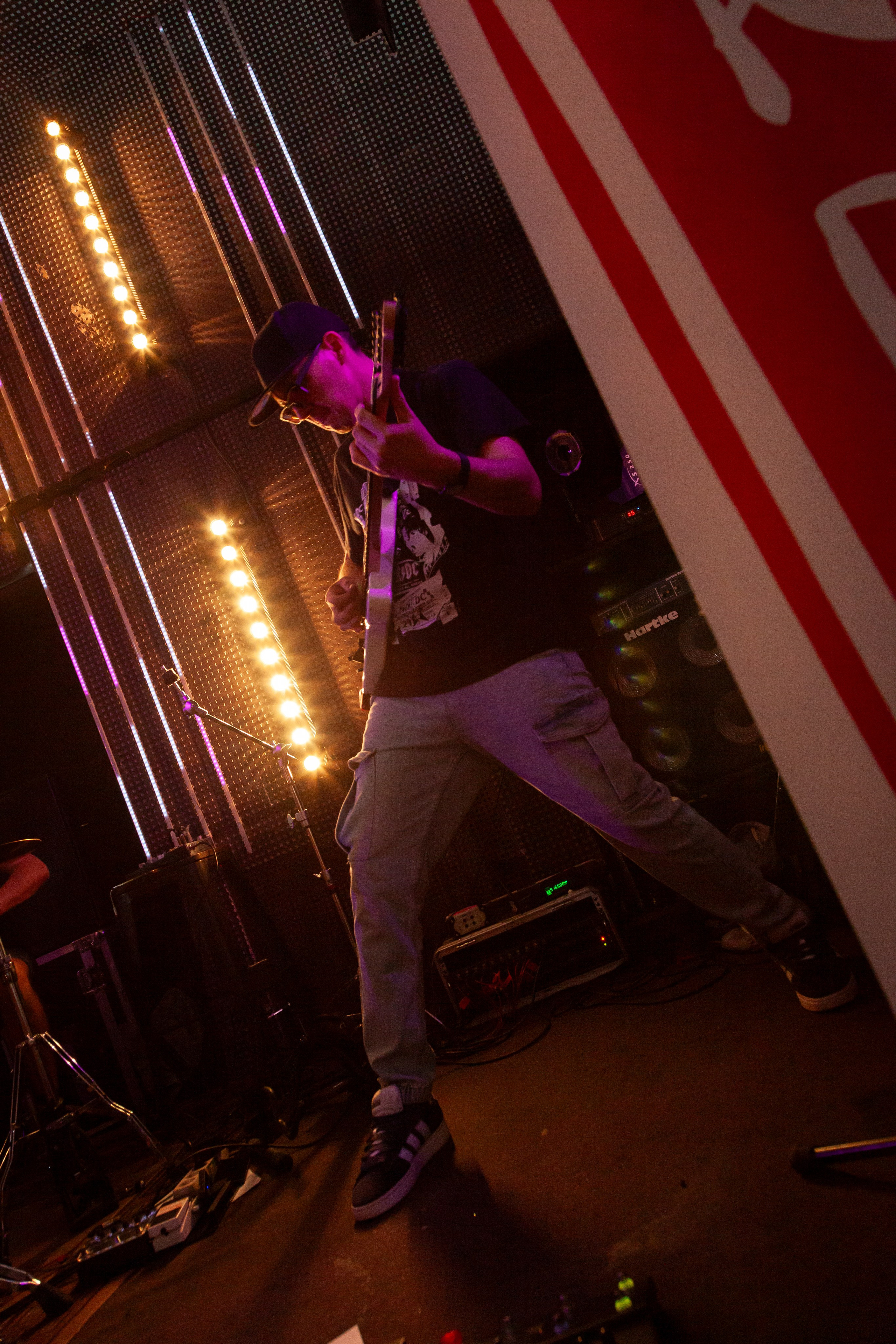 Рок-концерт. Reborn.19.09.25. Профессиональное фото в Казани: от идеи до результата. Фотограф Яна Мур