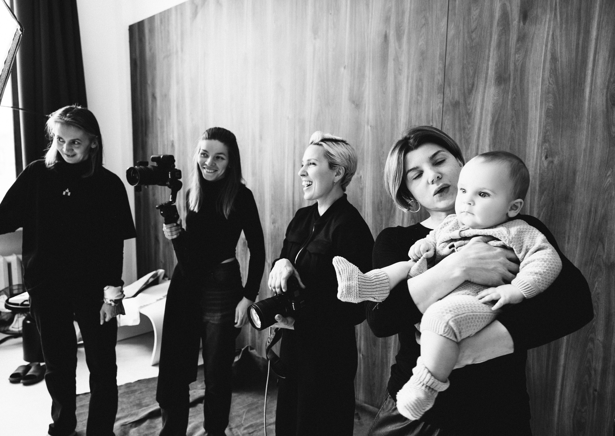 Backstage со съемок журнала «Караван историй». Портретный фотограф Елена Кириленко в Москве
