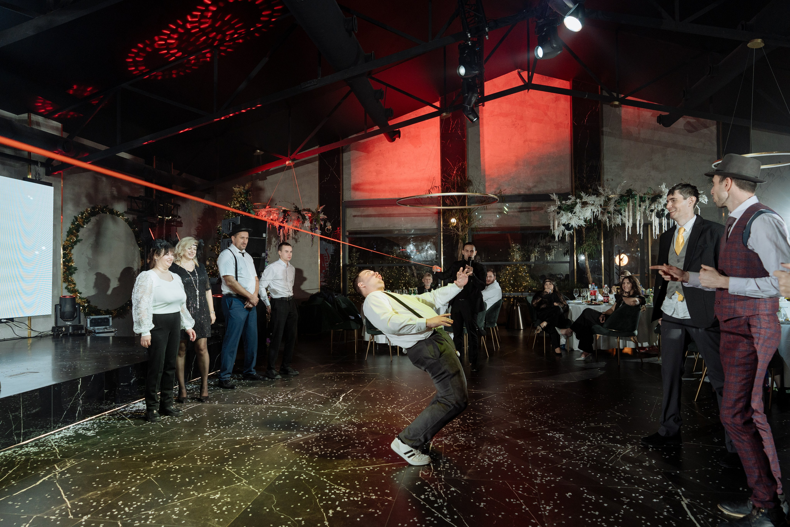 Альбион Тур