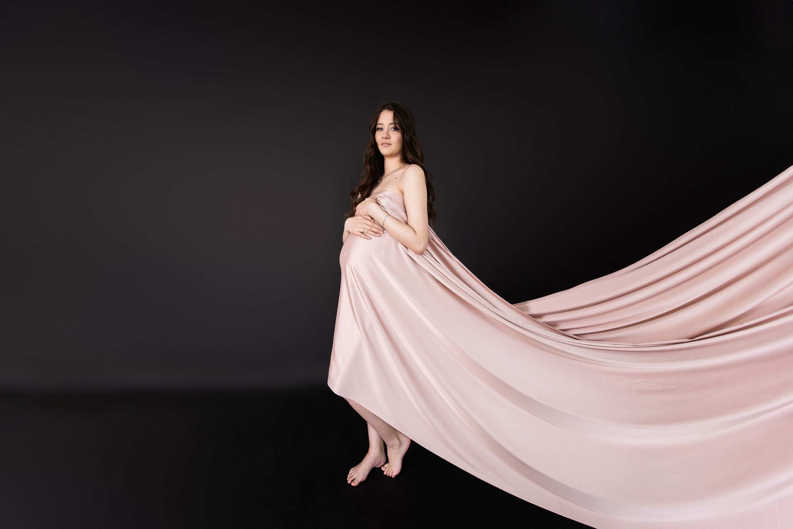 Waiting for the baby. Anne Miller | Photographer