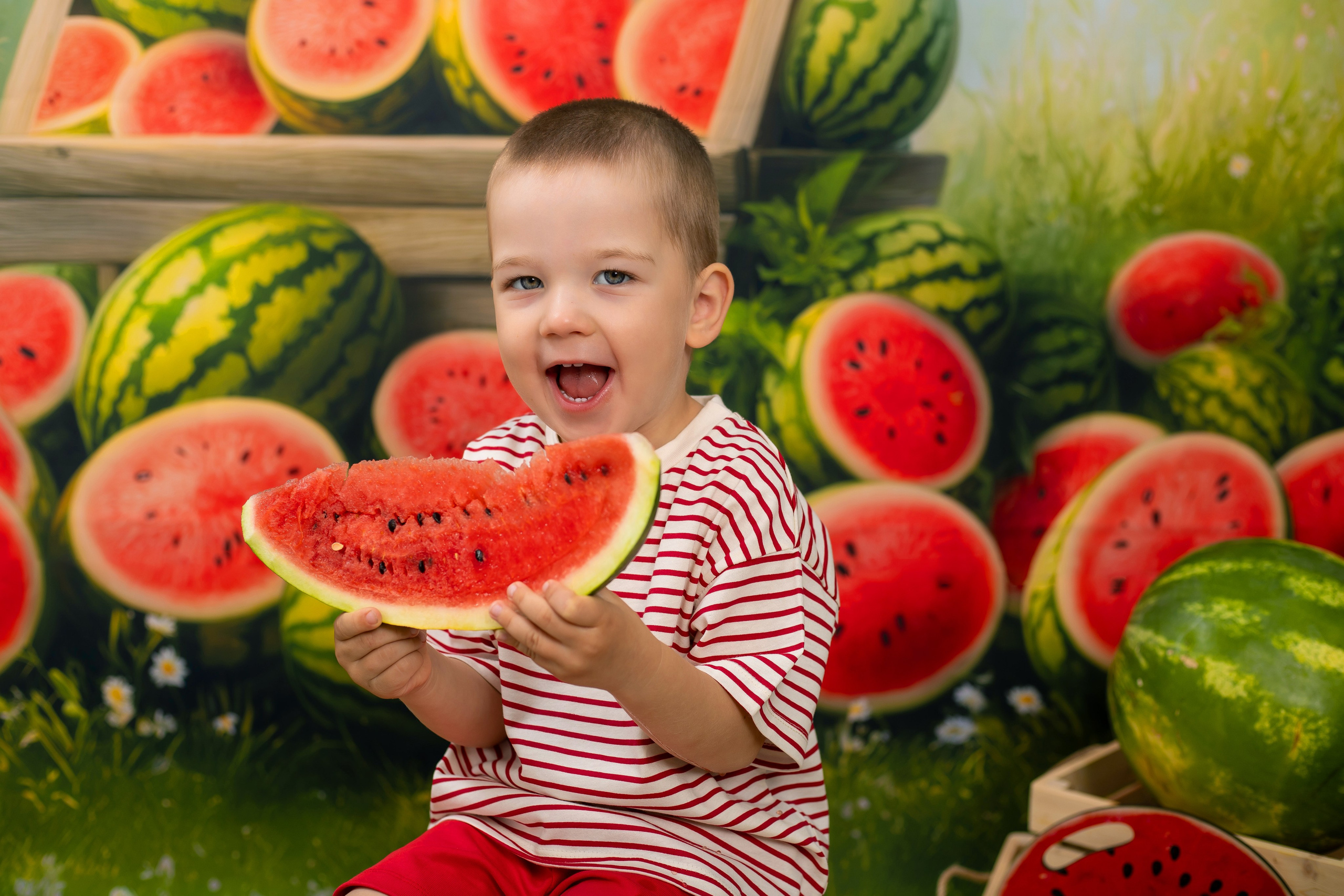 Фотосессия с арбузами. Выпускные альбомы. Фотостудия «Олеся»