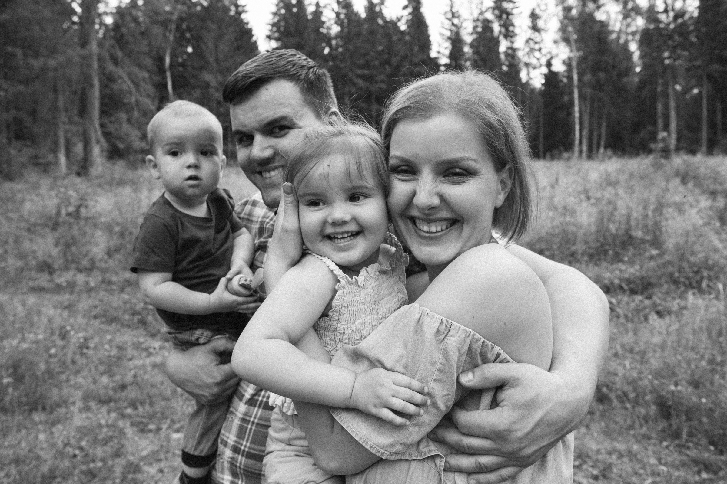 Ни одна лягушка не пострадала))). Свадебные и семейные фотографы в Москве Максим и Оксана Первомай