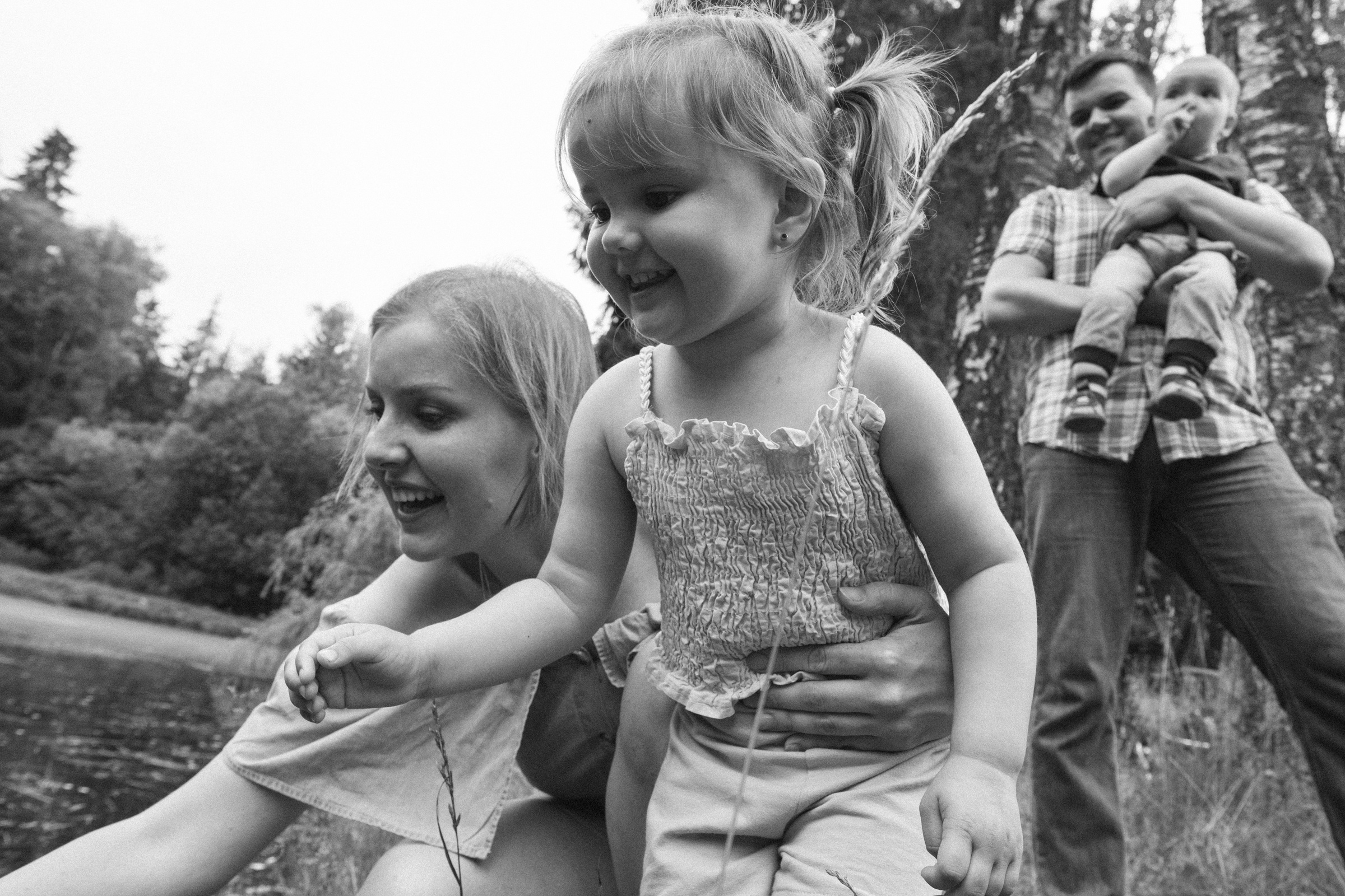 Ни одна лягушка не пострадала))). Свадебные и семейные фотографы в Москве Максим и Оксана Первомай