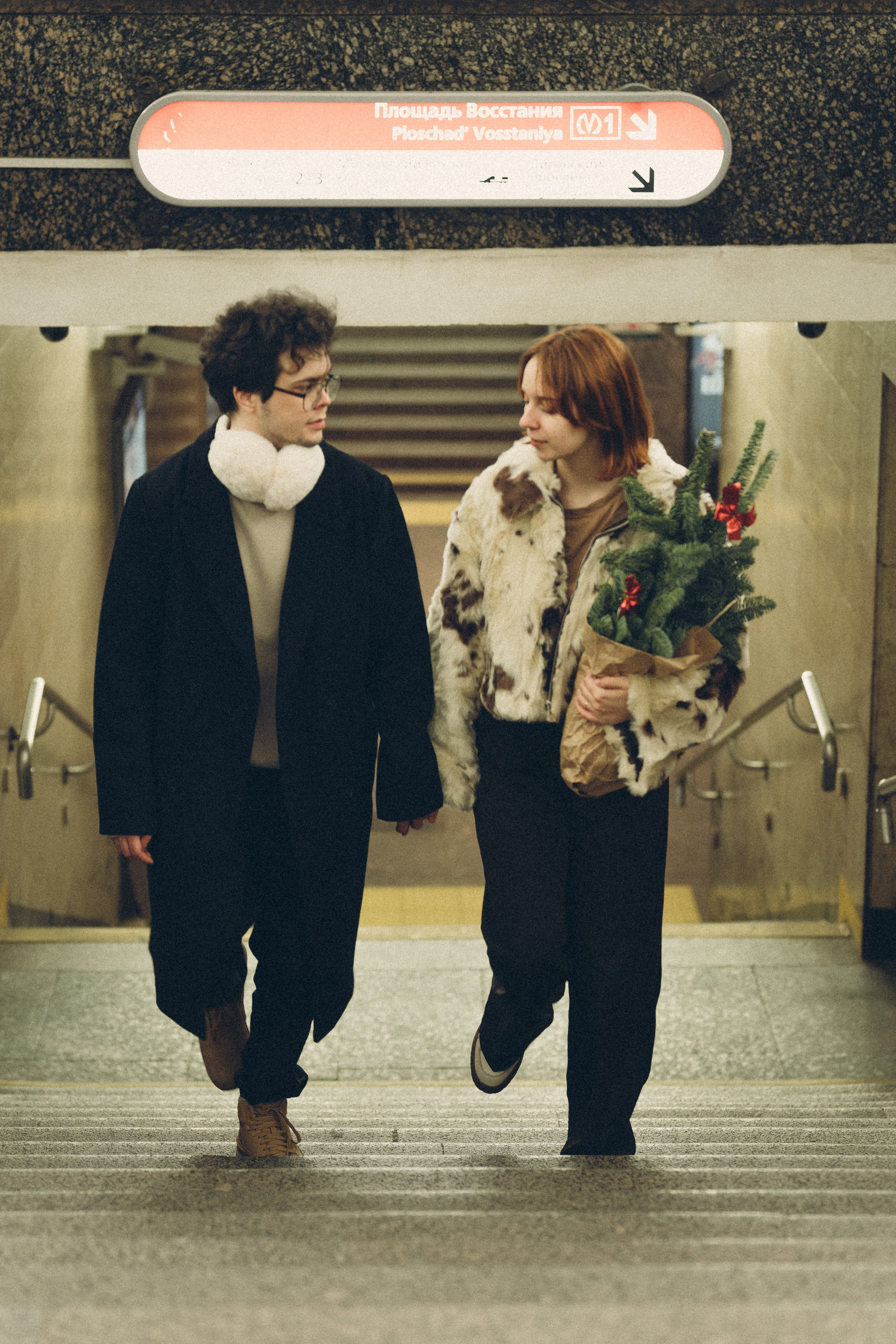 НОВОГОДНЯЯ ФОТОСЕСИИЯ ПАРЫ В МЕТРО ЛЮБОВЬ. Профессиональный фотограф, Санкт-Петербург — Виктория Богомолова