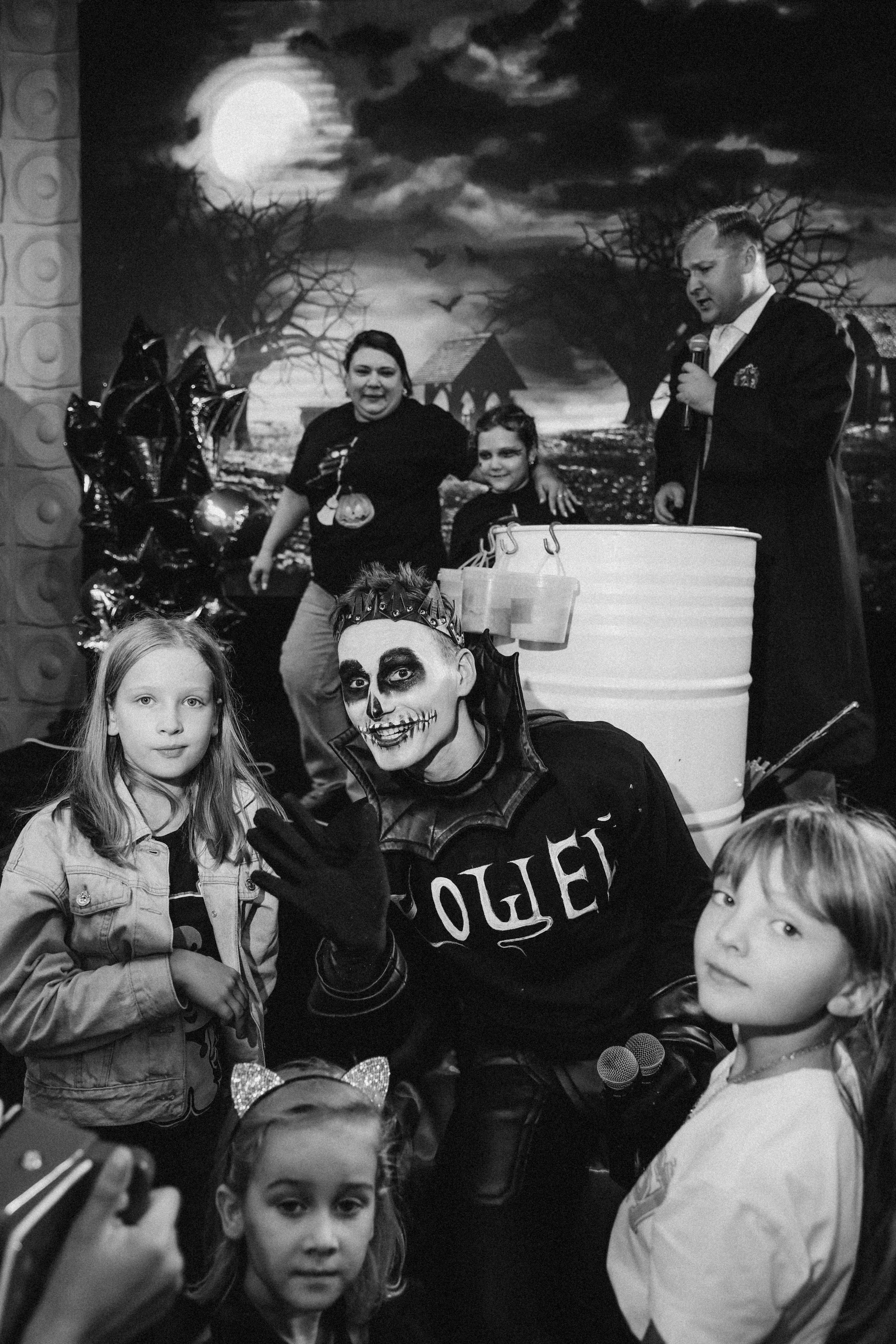 ДЕТСКИЕ МЕРОПРИЯТИЯ. Photographer Viktoriya Markushina «My world throug»