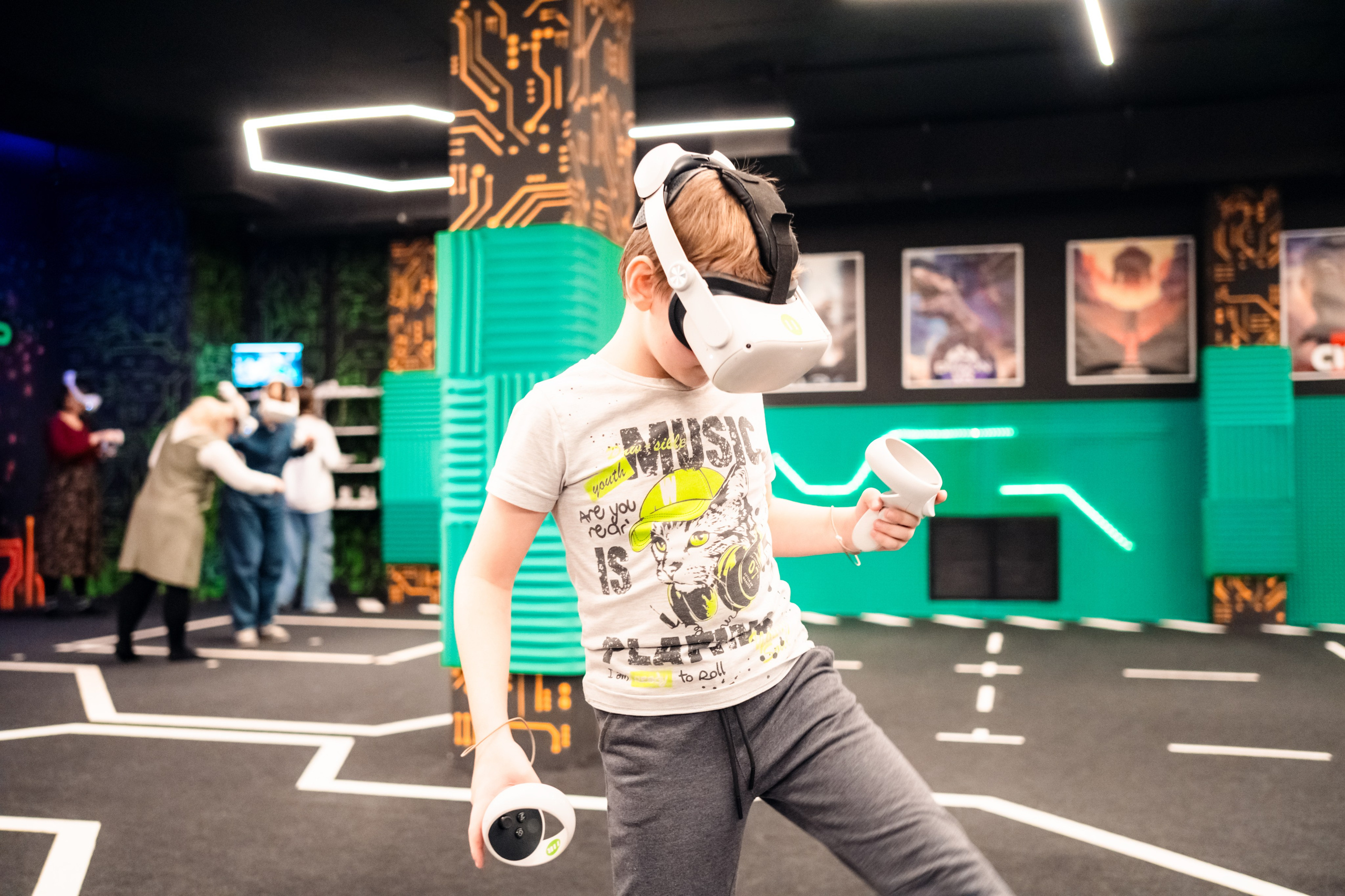 VR (November-December 2024). Felixtones