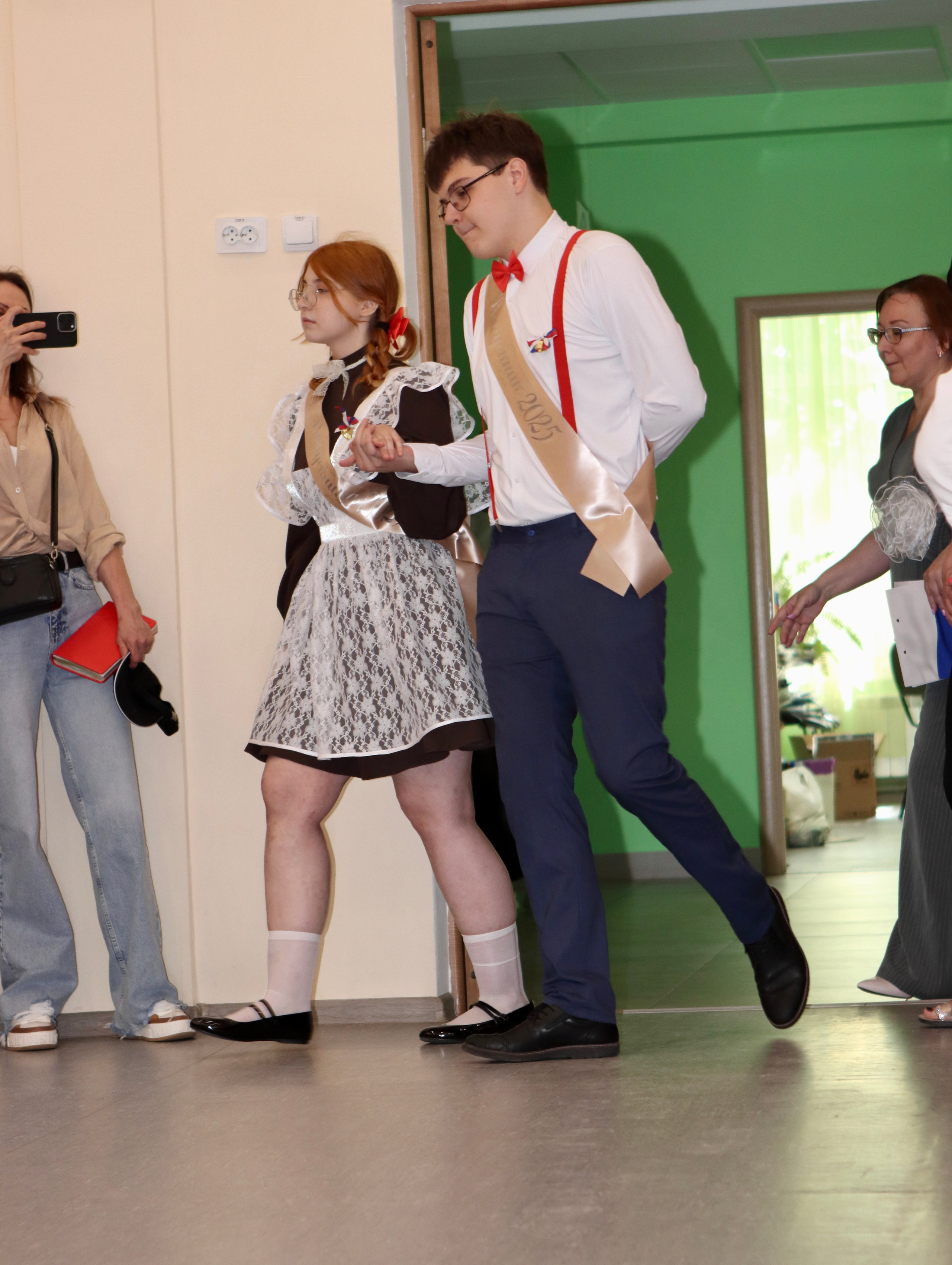 Школьный выпускной. Фотограф в Курске Смирнов Евгений