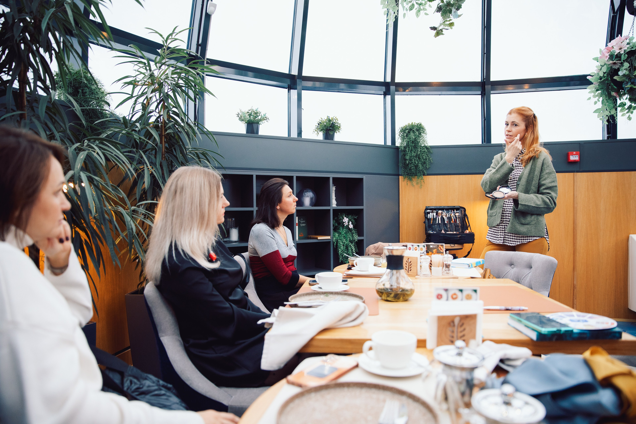 13.11.24 Бьюти-завтрак в цвете. Фотограф в Санкт-Петербурге Алена Сертакова