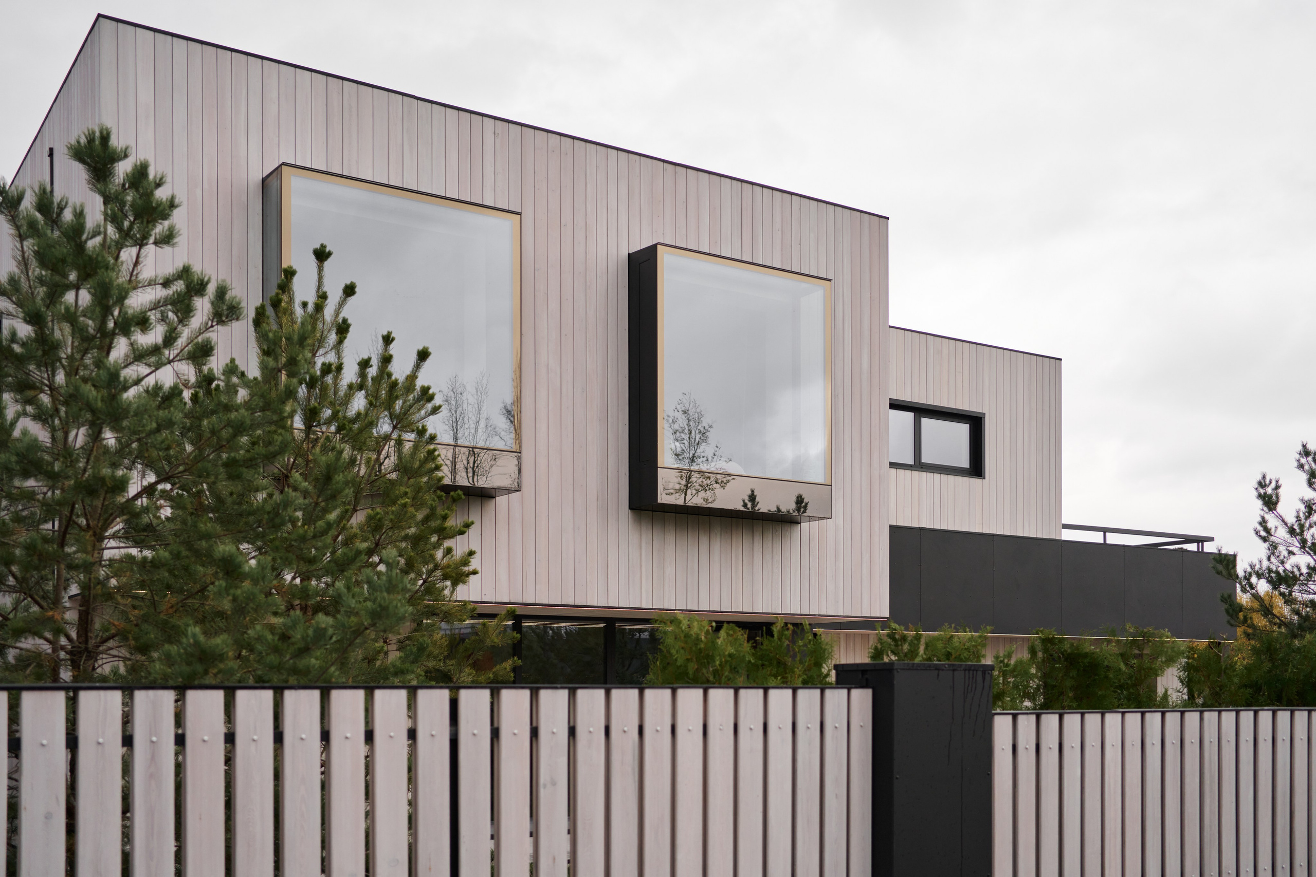 Q-House (420 кв.м). Рекламный, интерьерный, предметный фотограф в Москве, Санкт-Петербурге Ждан Павел