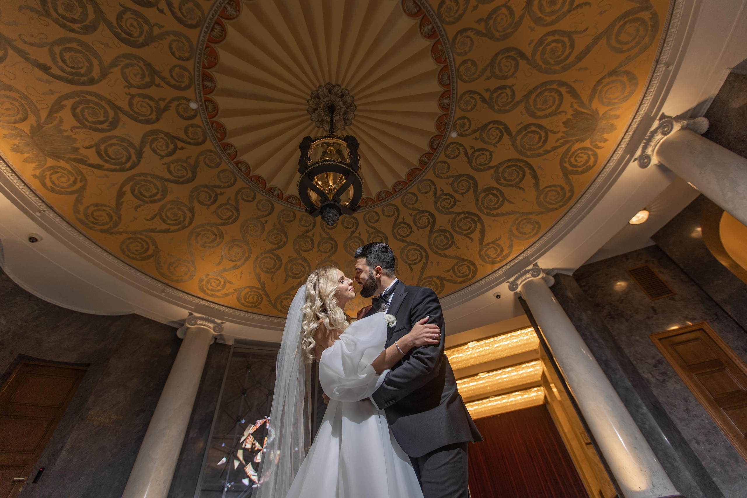 Арнольд и Оксана). Свадебный фотограф в Санкт-Петербурге Рябикин Александр , занимаюсь св