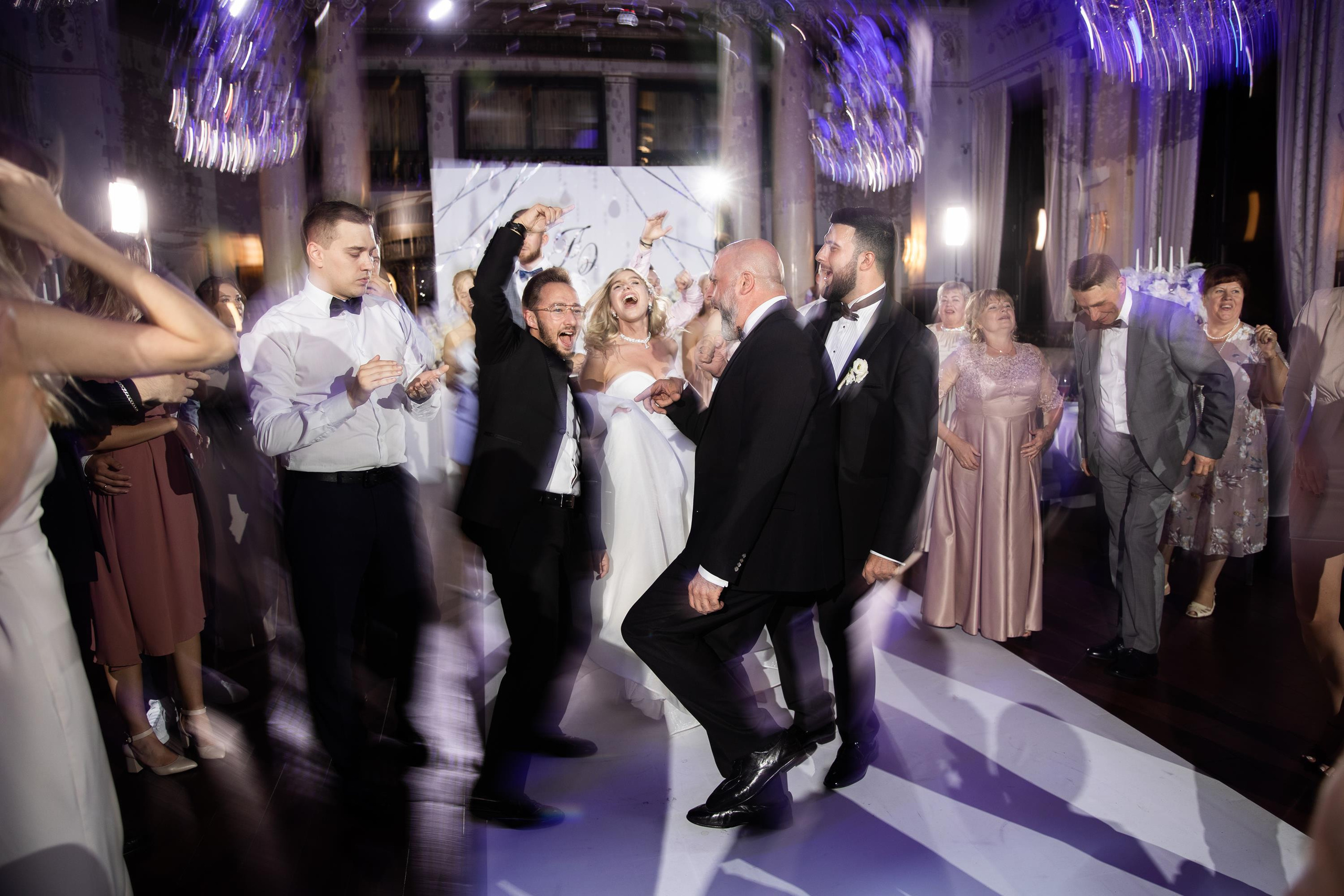 Арнольд и Оксана). Свадебный фотограф в Санкт-Петербурге Рябикин Александр , занимаюсь св