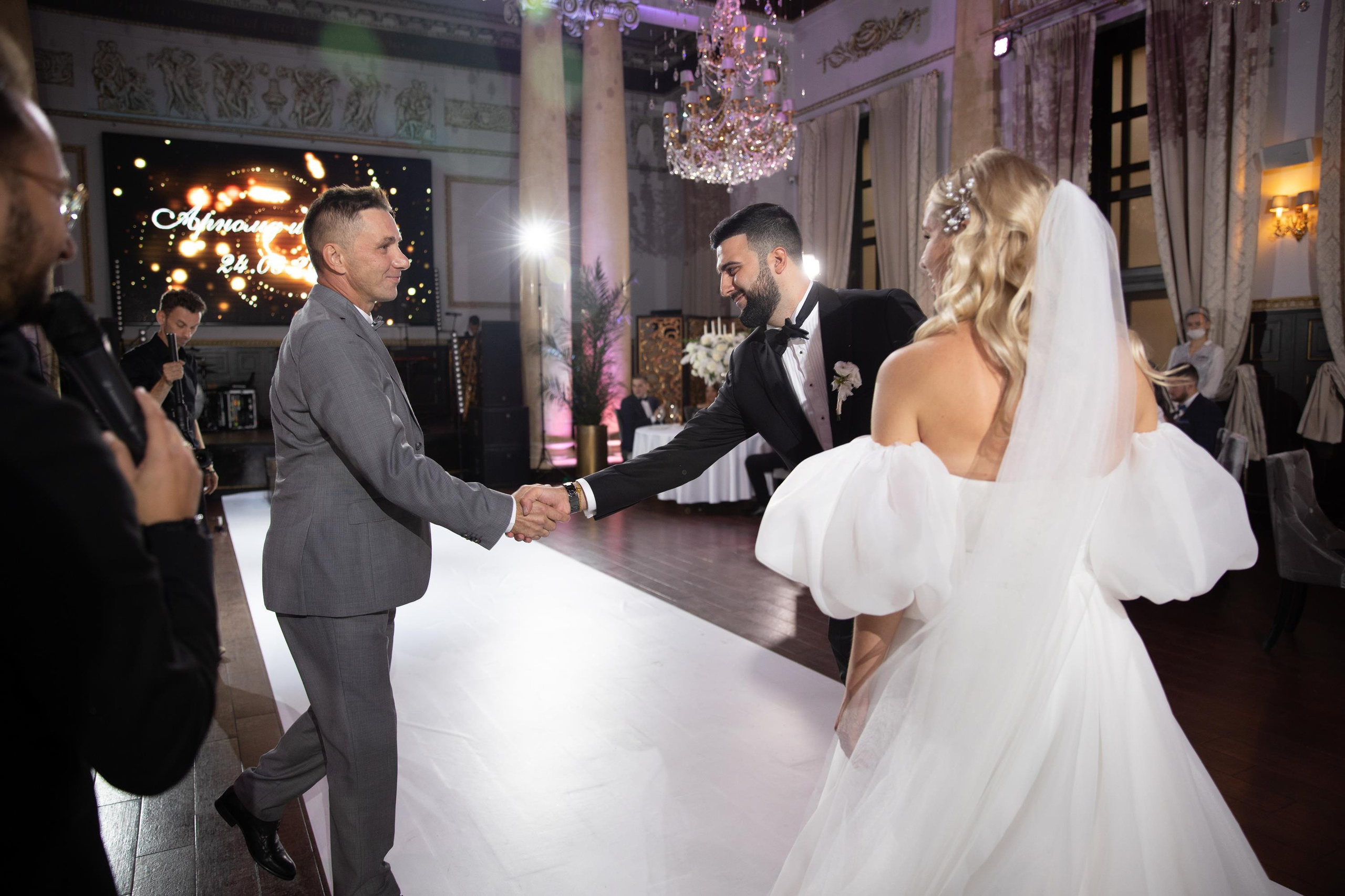 Арнольд и Оксана). Свадебный фотограф в Санкт-Петербурге Рябикин Александр , занимаюсь св