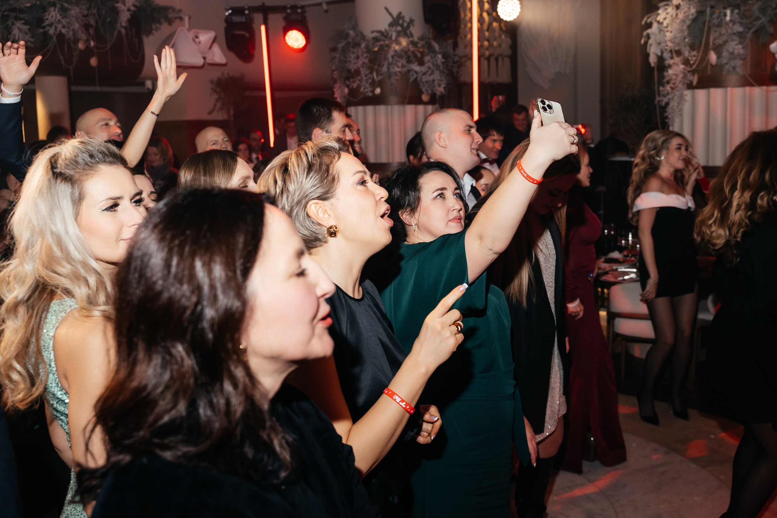 Репортаж мероприятия, репортажная съемка в Москве и Московской области, фотограф на мероприятие, фотосъемка юбилея, репортаж свадьбы, event, фотосессия на фотозоне, фотограф на юбилей, фотограф на день рождения, репортажный фотограф, съемка мероприятия, съемка на фотозоне, фотограф на корпоратив, фотограф на свадьбу, фотограф на детский праздник, фотограф на выпускной.