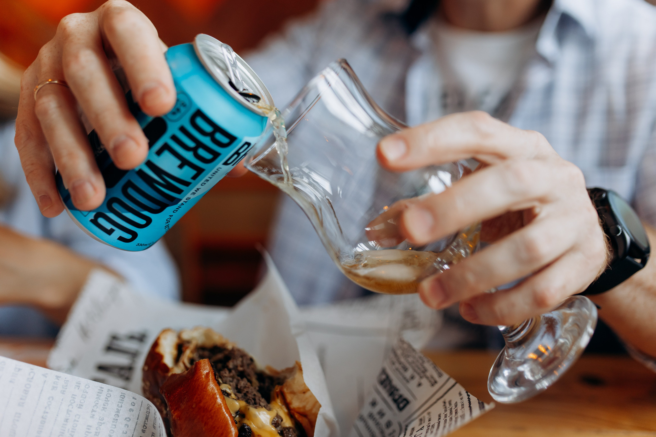 По бургеру в «Карл Маркс». Свадебный и семейный фотограф в Туле и области Маша Костина