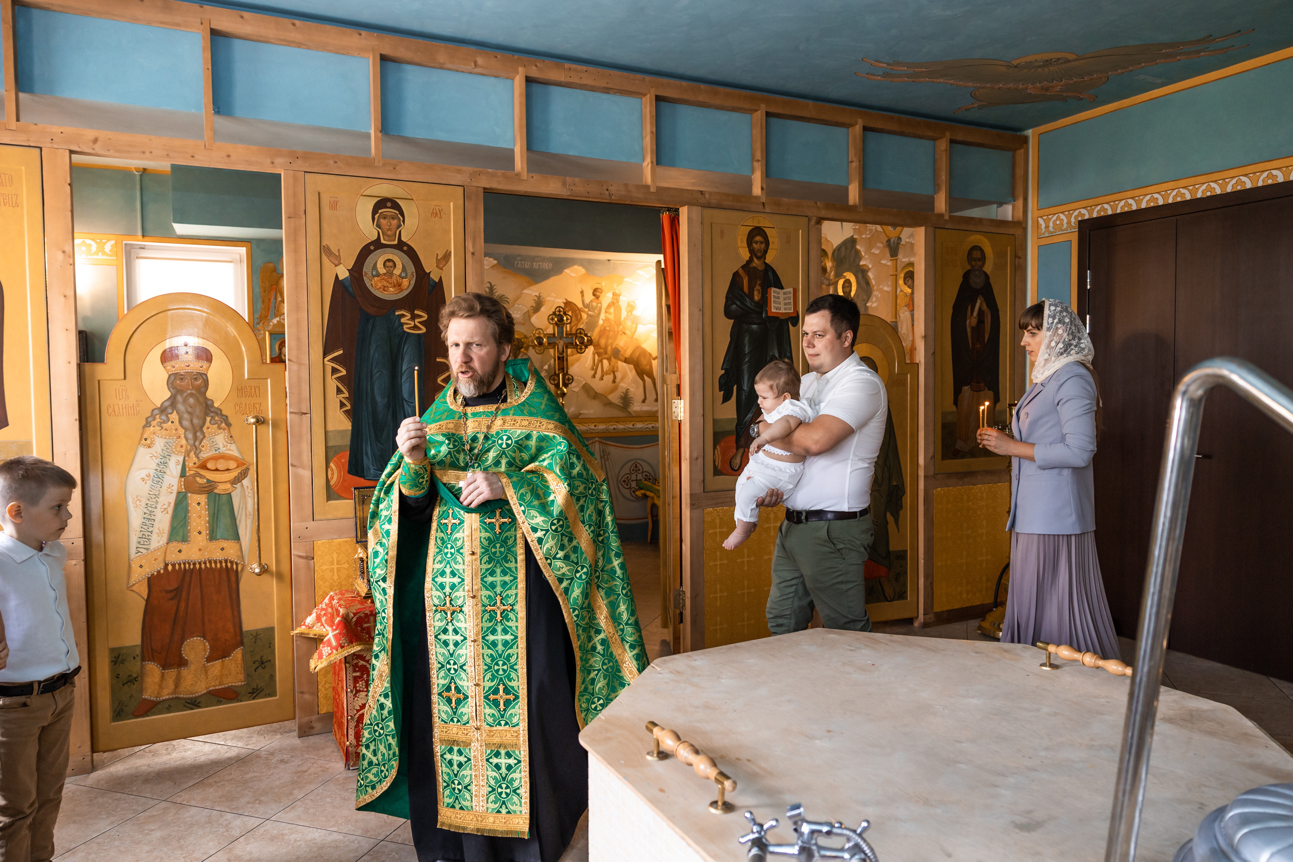 Крещение Ивана. Фотограф Крещение, Выписка москва