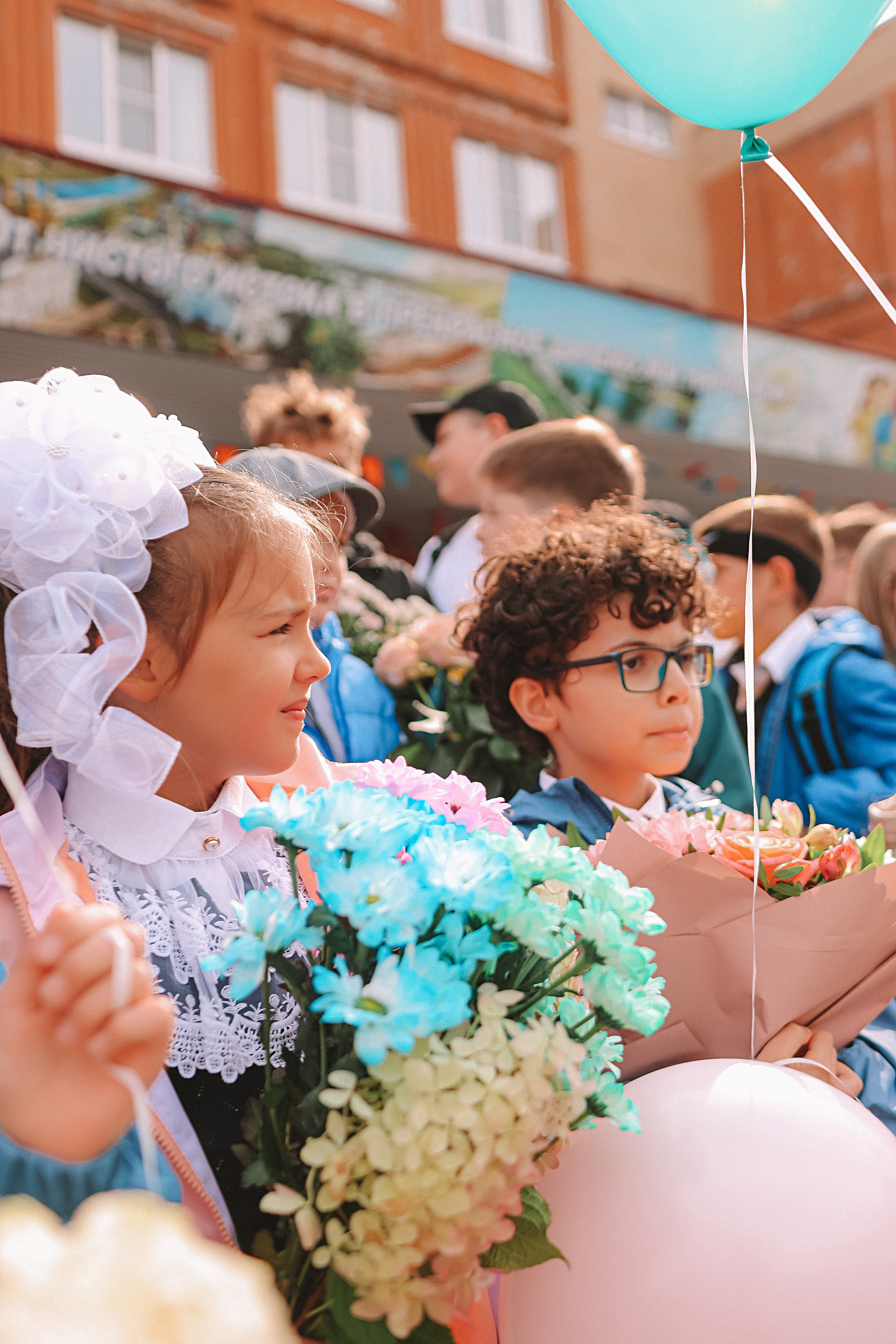 1 сентября линейка+кл час+портреты. Семейный фотограф Тюмень, фотограф на роды Салмина Мария