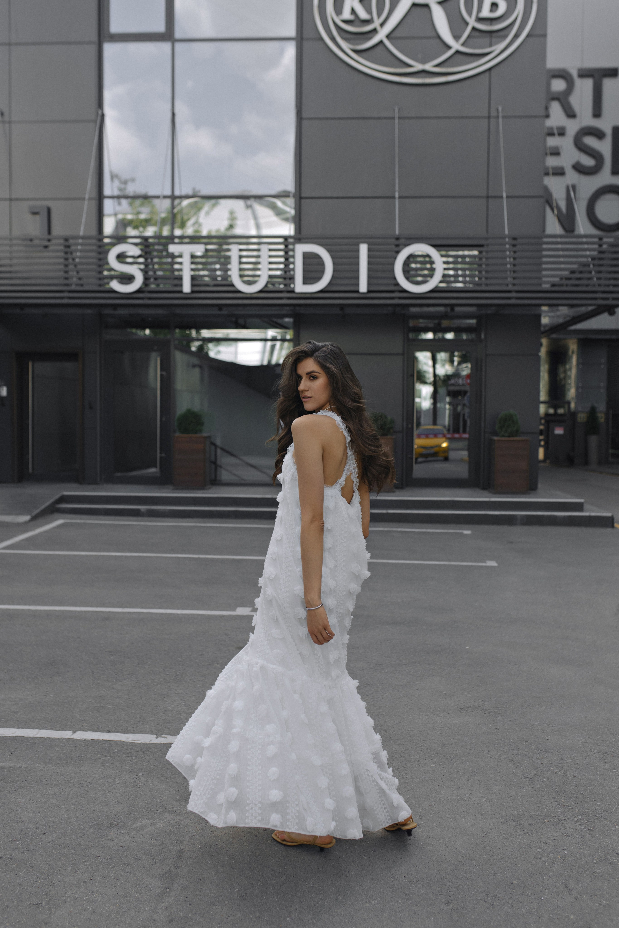 Город дорог — город Любви