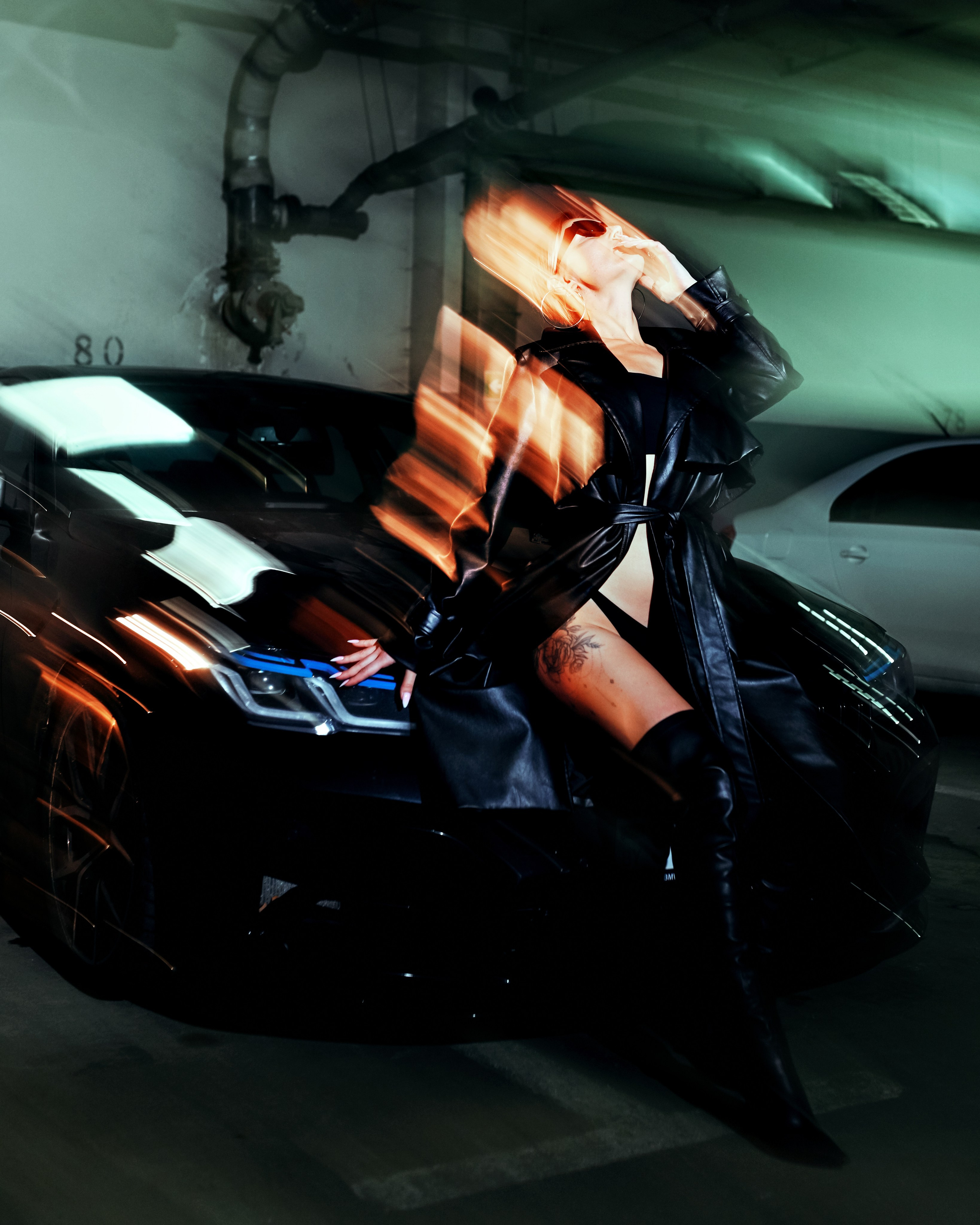 Фотосессия на парковке Витебск в белье от фотографа Сергея Томашева