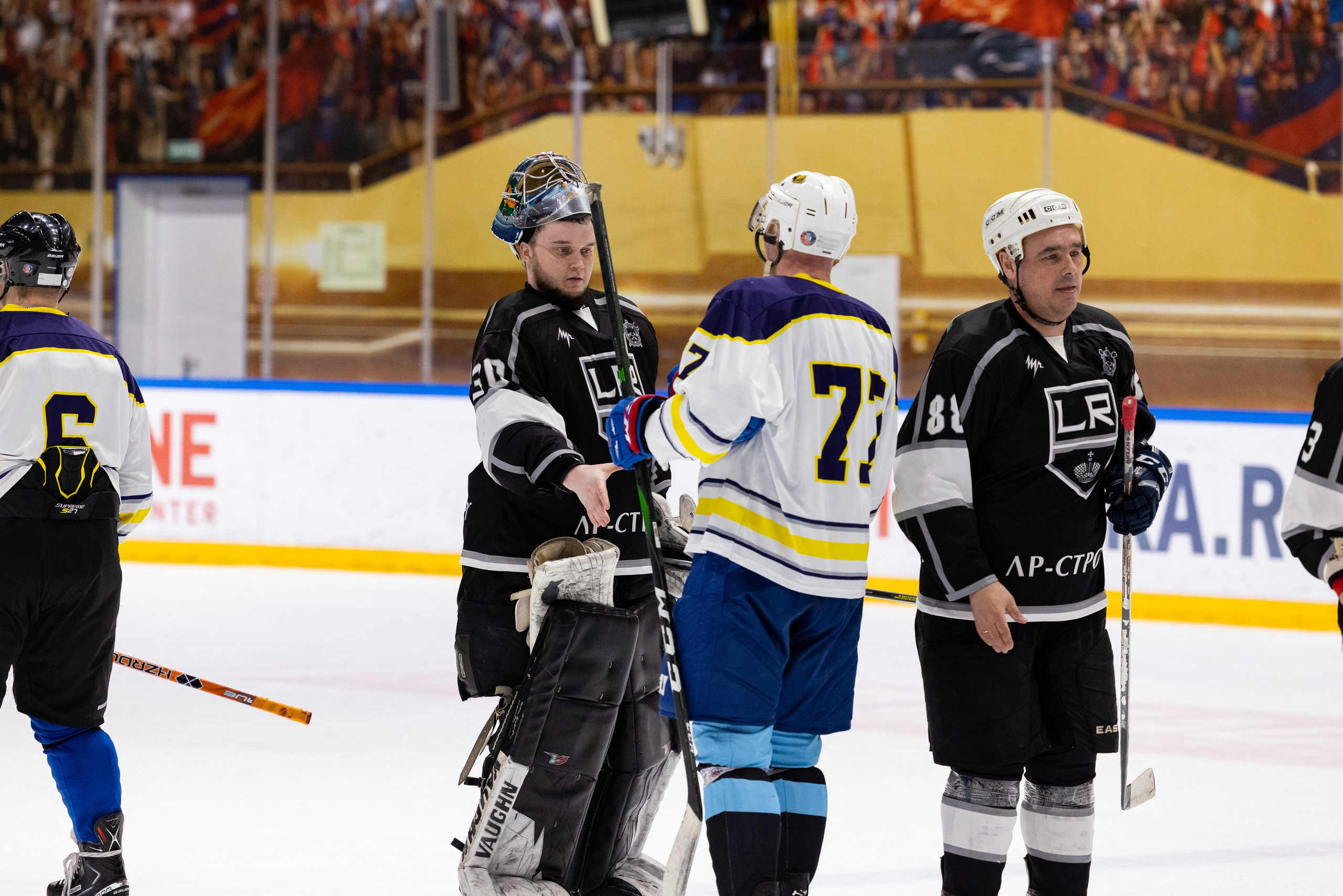 Бульдозер vs. LR-строй. Фотограф Александр Заломаев