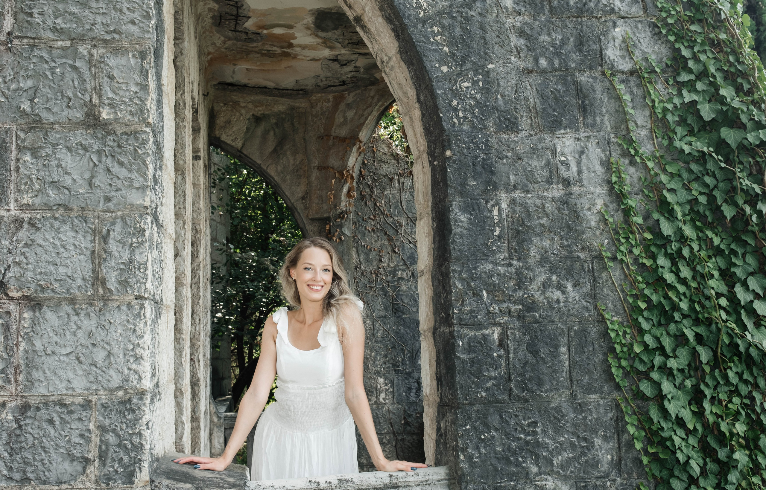 Даша в замке