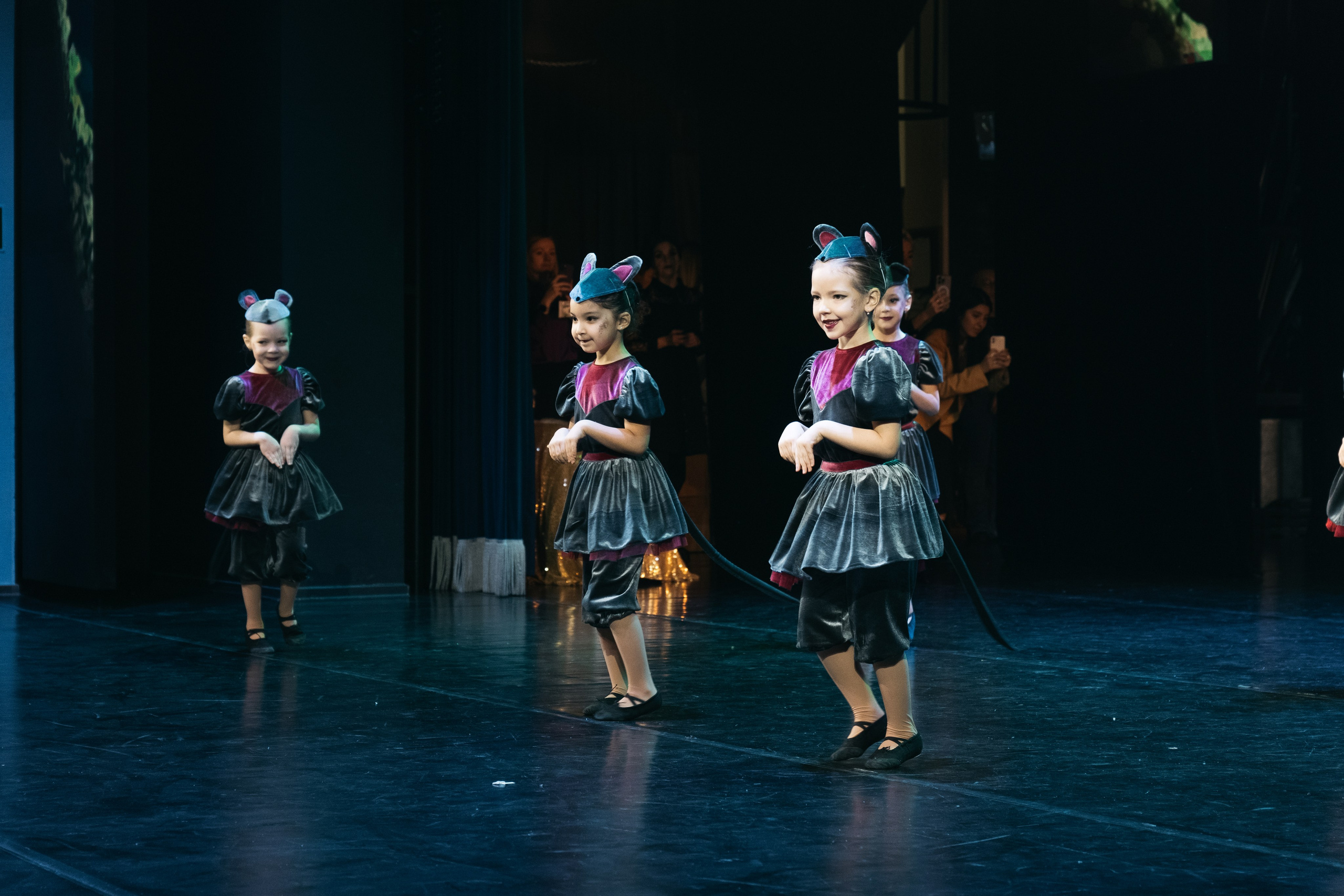 СурГУ 23.12.23. Репортажный и свадебный фотограф в Сургуте