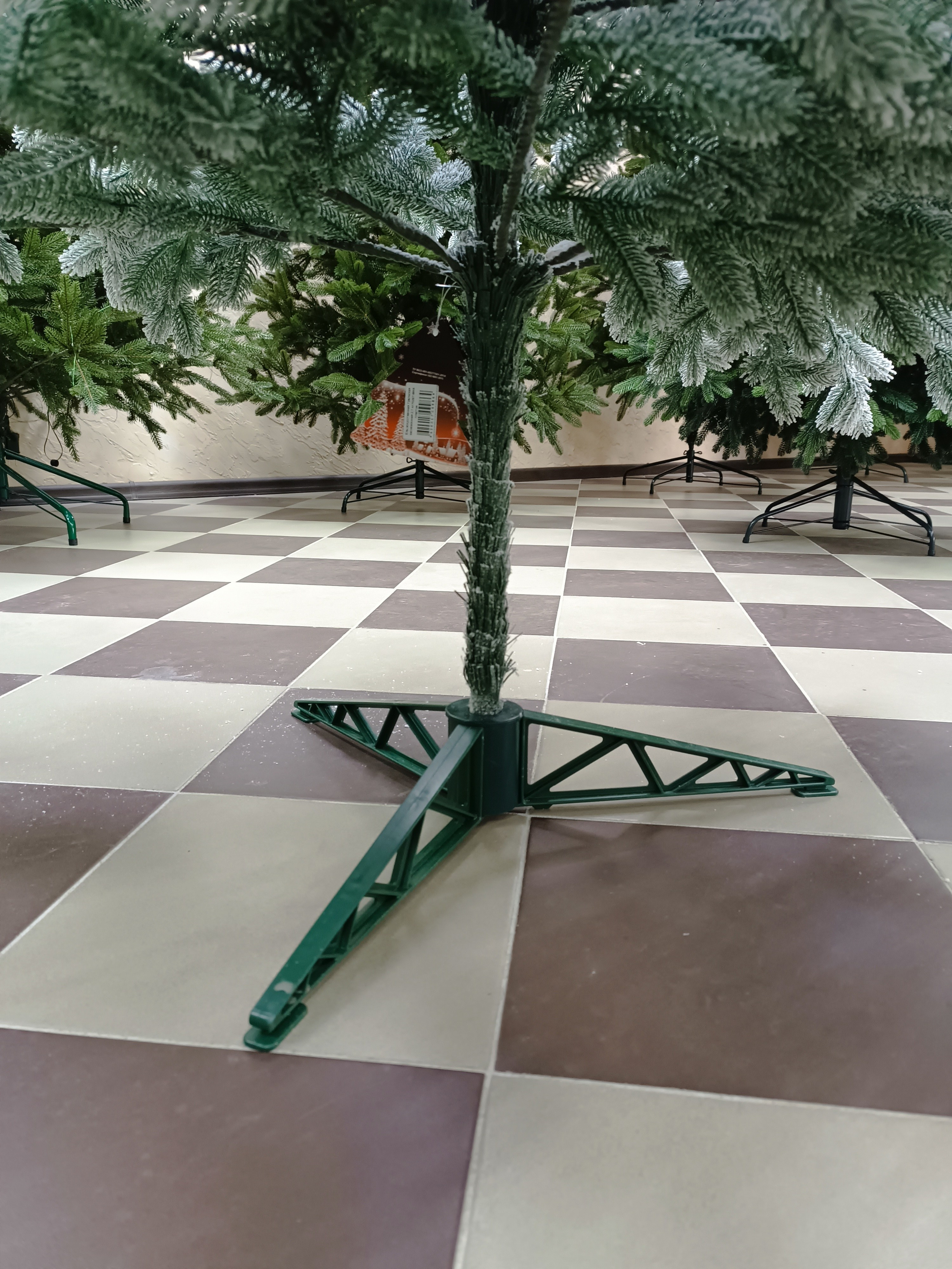 УРАЛЬСКАЯ ЗАСНЕЖЕННАЯ. Elki_grodno