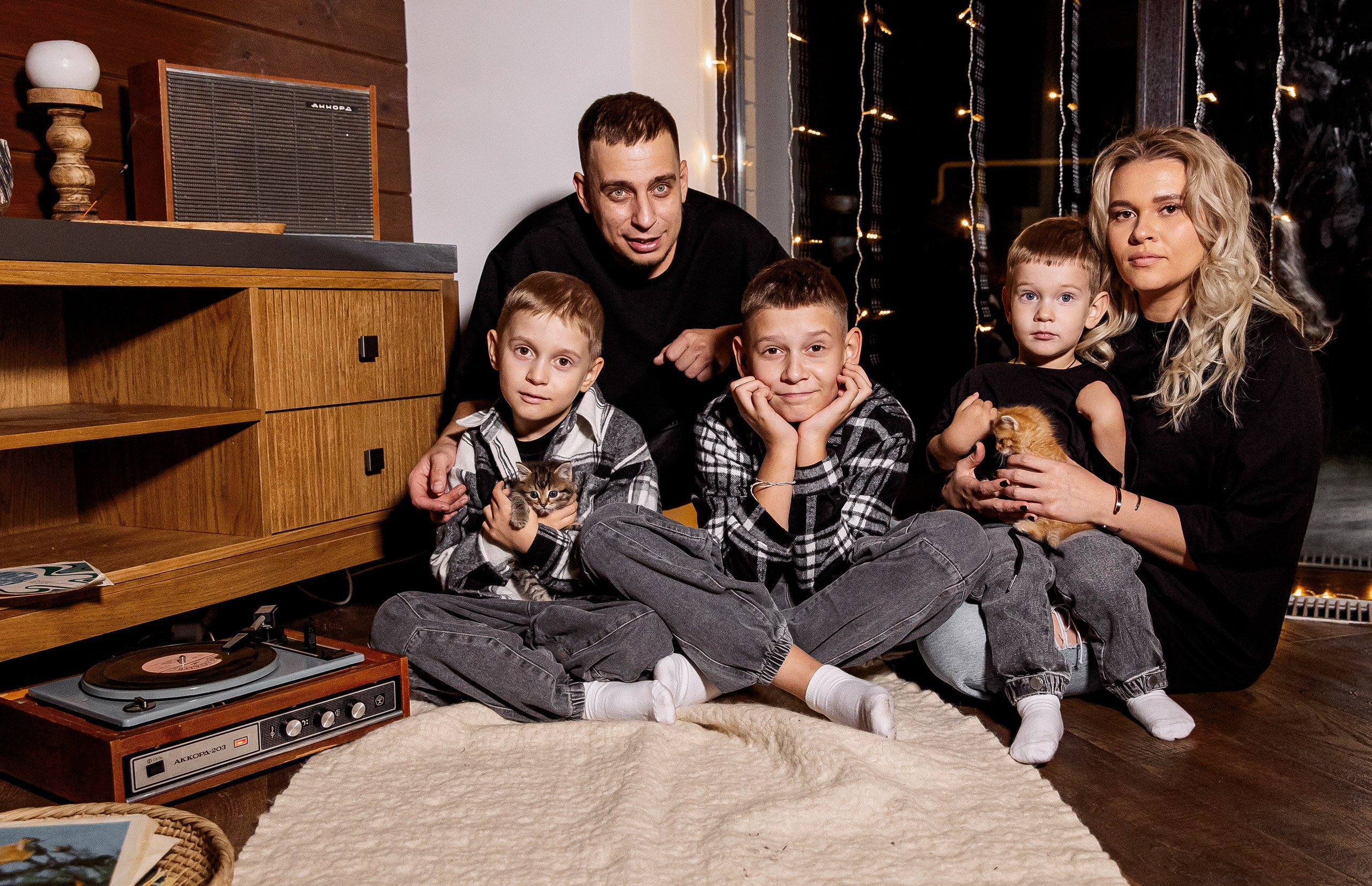 Эдуард и Дарья с сыновьями. Свадебный и семейный фотограф в Челябинске Юлия Ишимова