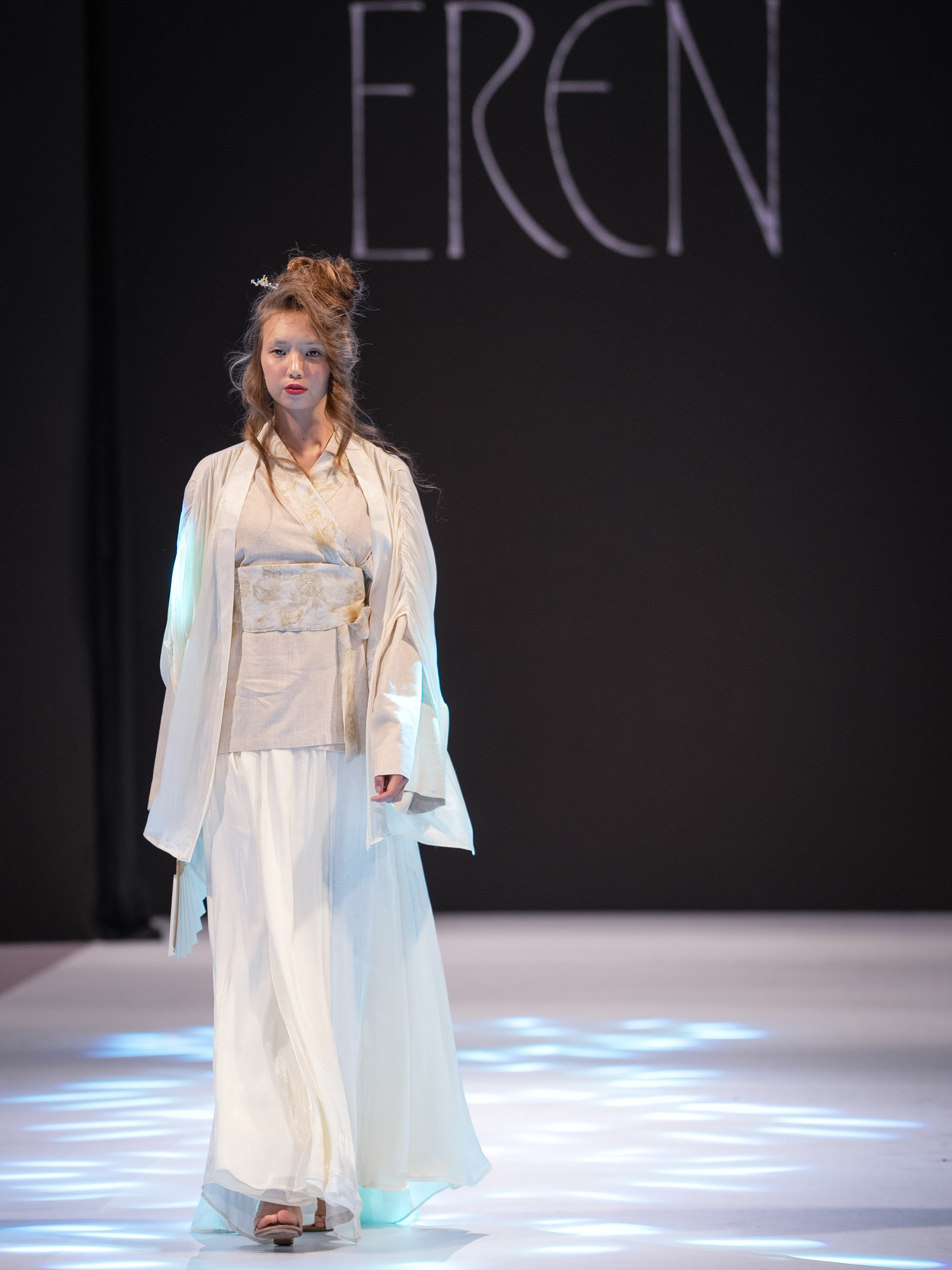 EURASIAN FASHION WEEK Eren. Сайт Алматинского НЮ АРТ, будуар и фэшн фотографа Дениса Карпенко