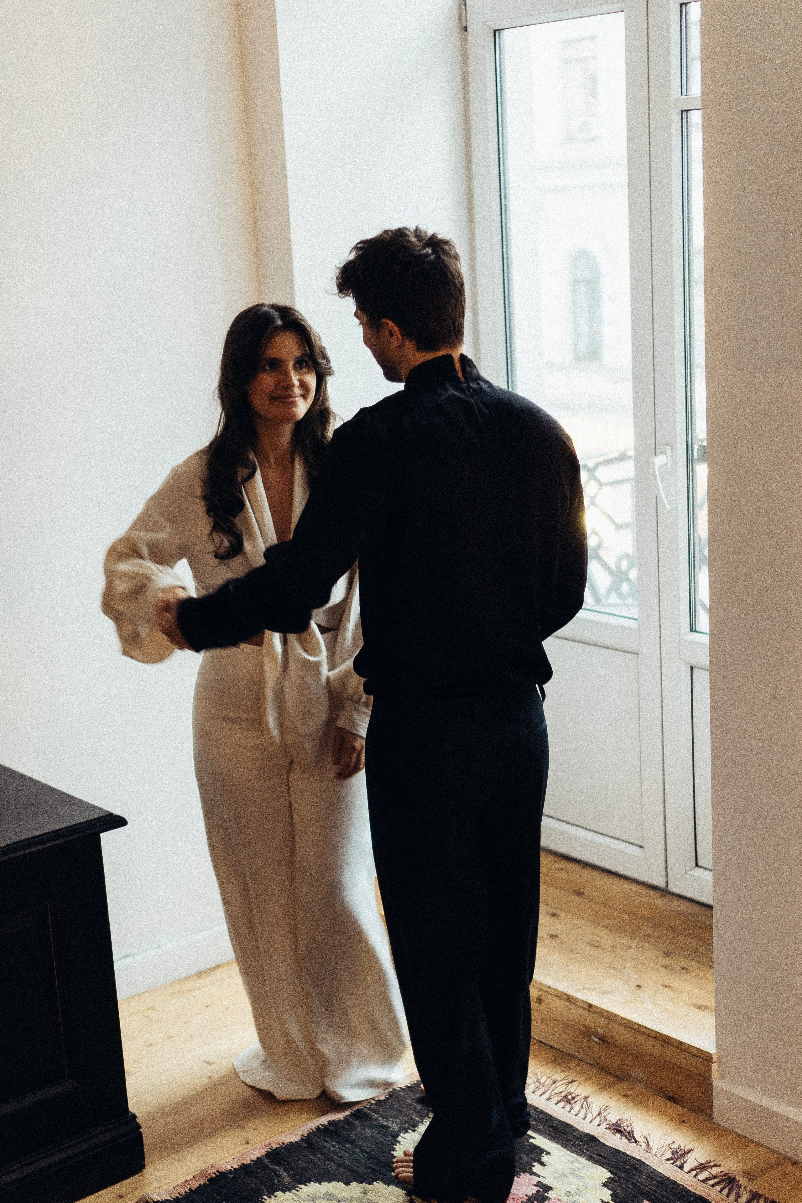 УТРО ЖЕНИХА И НЕВЕСТЫ В ПИТЕРСКОЙ КВАРТИРЕ И СЬЕМКА С СВАДЕБНЫХ ОБРАЗАХ. Профессиональный фотограф, Санкт-Петербург — Виктория Богомолова