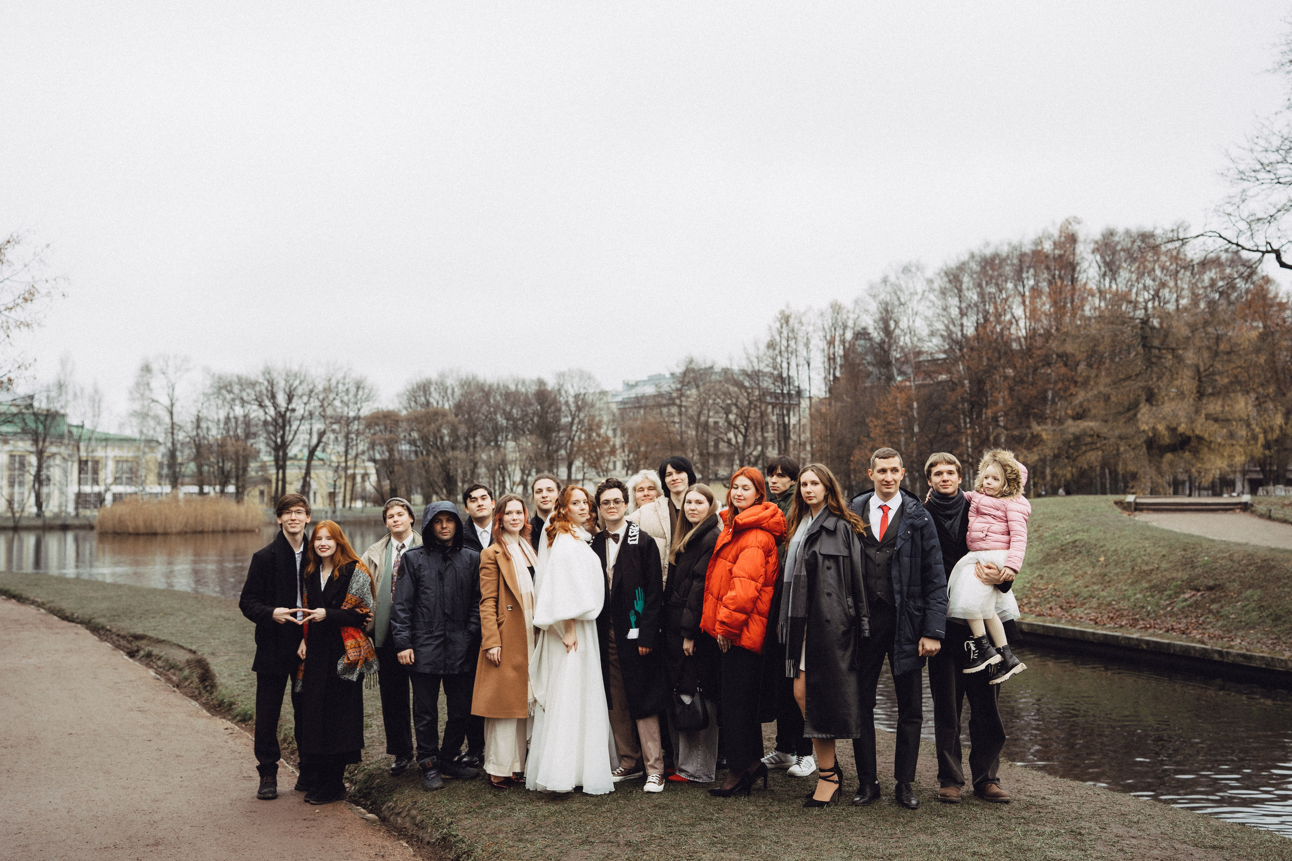 СВАДЕБНАЯ СЬЕМКА ВО ВТОРОМ ДВОРЦЕ С ГОСТЯМИ И ПРОГУЛКА В ТАВРИЧЕСКОМ САДУ. Профессиональный фотограф, Санкт-Петербург — Виктория Богомолова