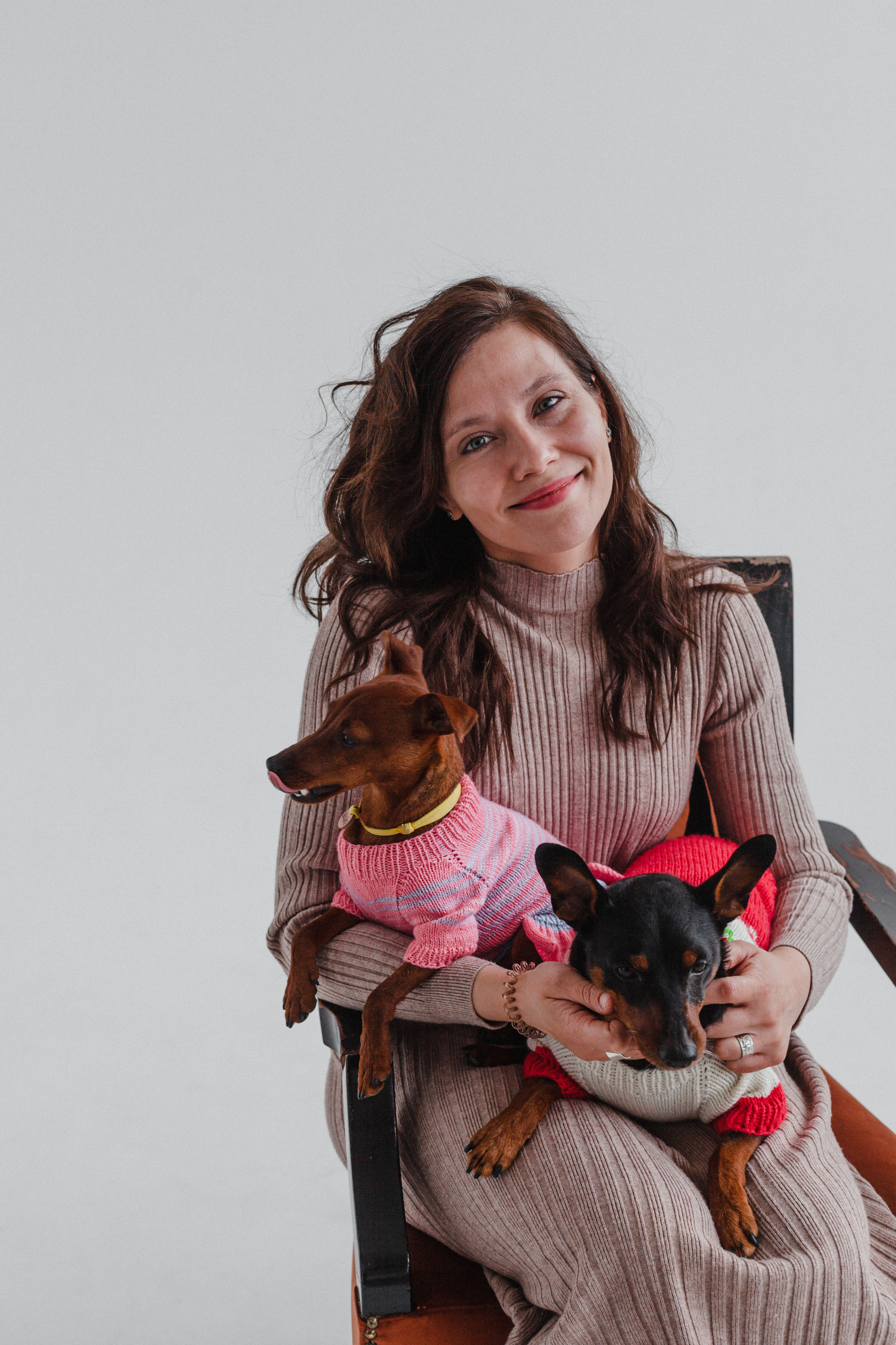 Александра и пинчеры Майя и Джой. Фотограф-анималист Татьяна Степанова