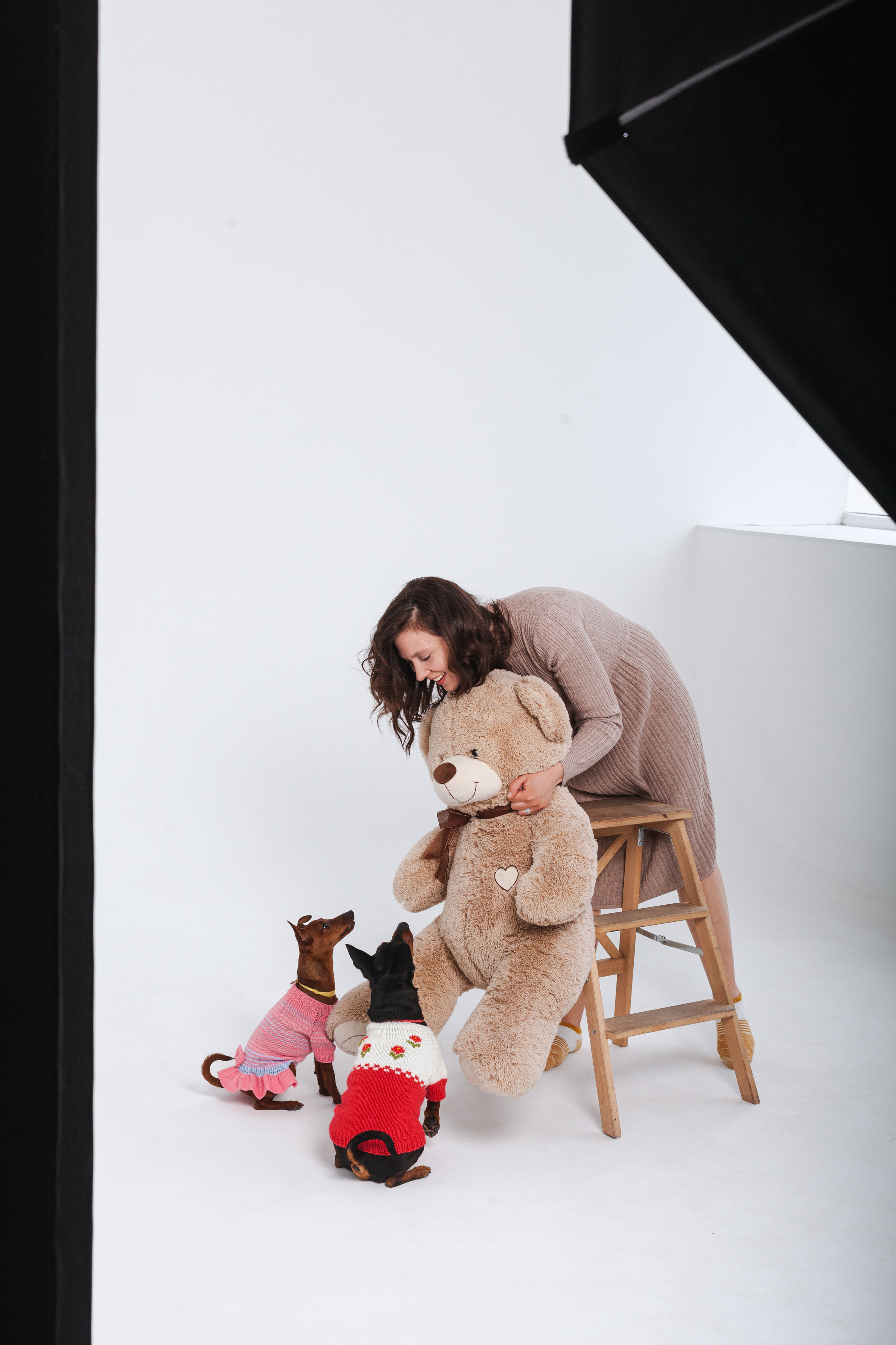 Александра и пинчеры Майя и Джой. Фотограф-анималист Татьяна Степанова