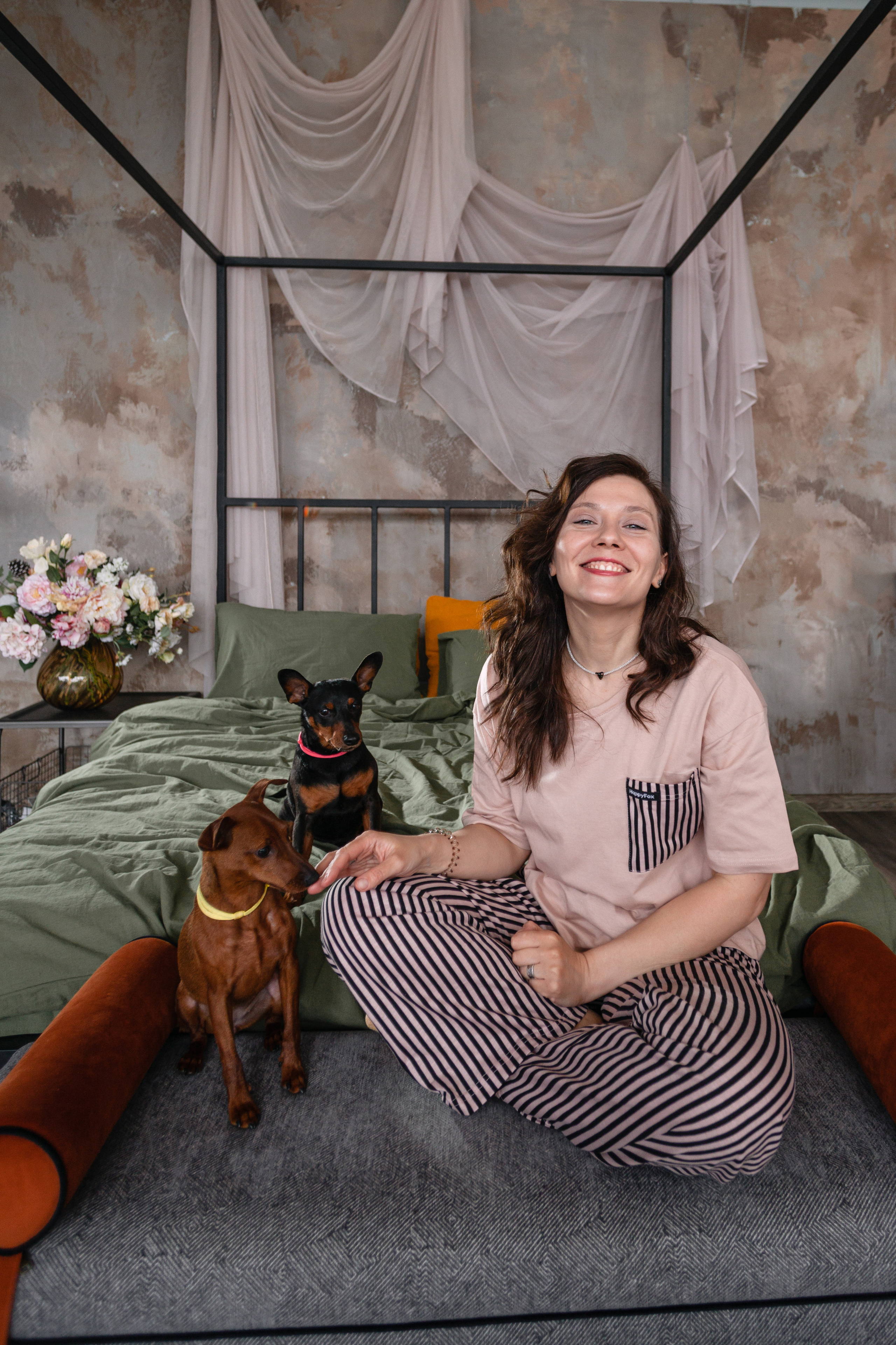 Александра и пинчеры Майя и Джой. Фотограф-анималист Татьяна Степанова