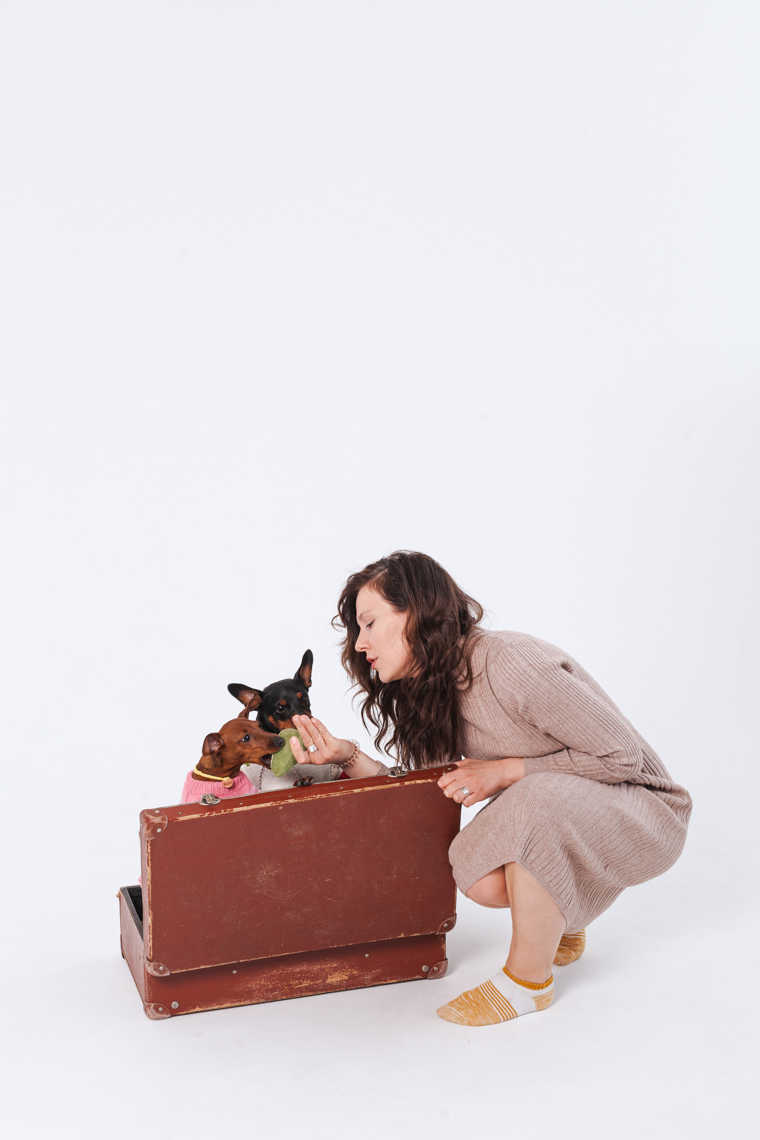 Александра и пинчеры Майя и Джой. Фотограф-анималист Татьяна Степанова