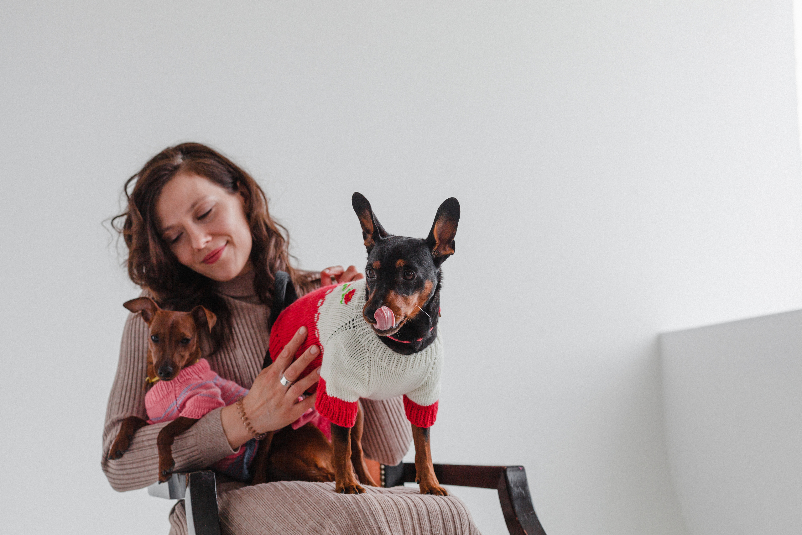 Александра и пинчеры Майя и Джой. Фотограф-анималист Татьяна Степанова