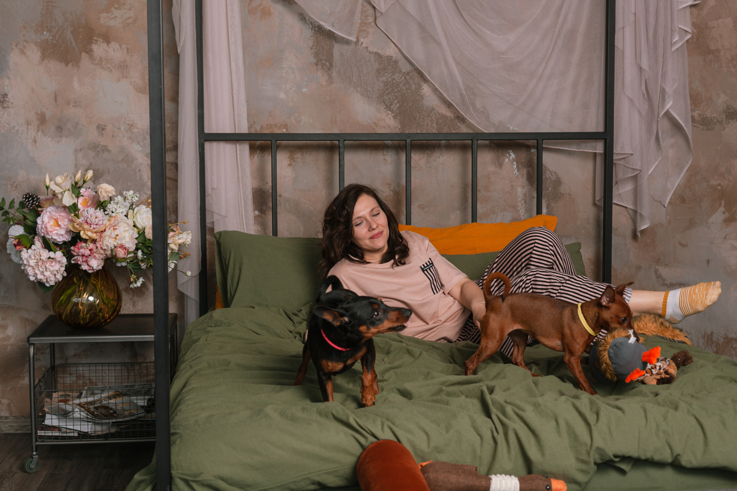 Александра и пинчеры Майя и Джой. Фотограф-анималист Татьяна Степанова