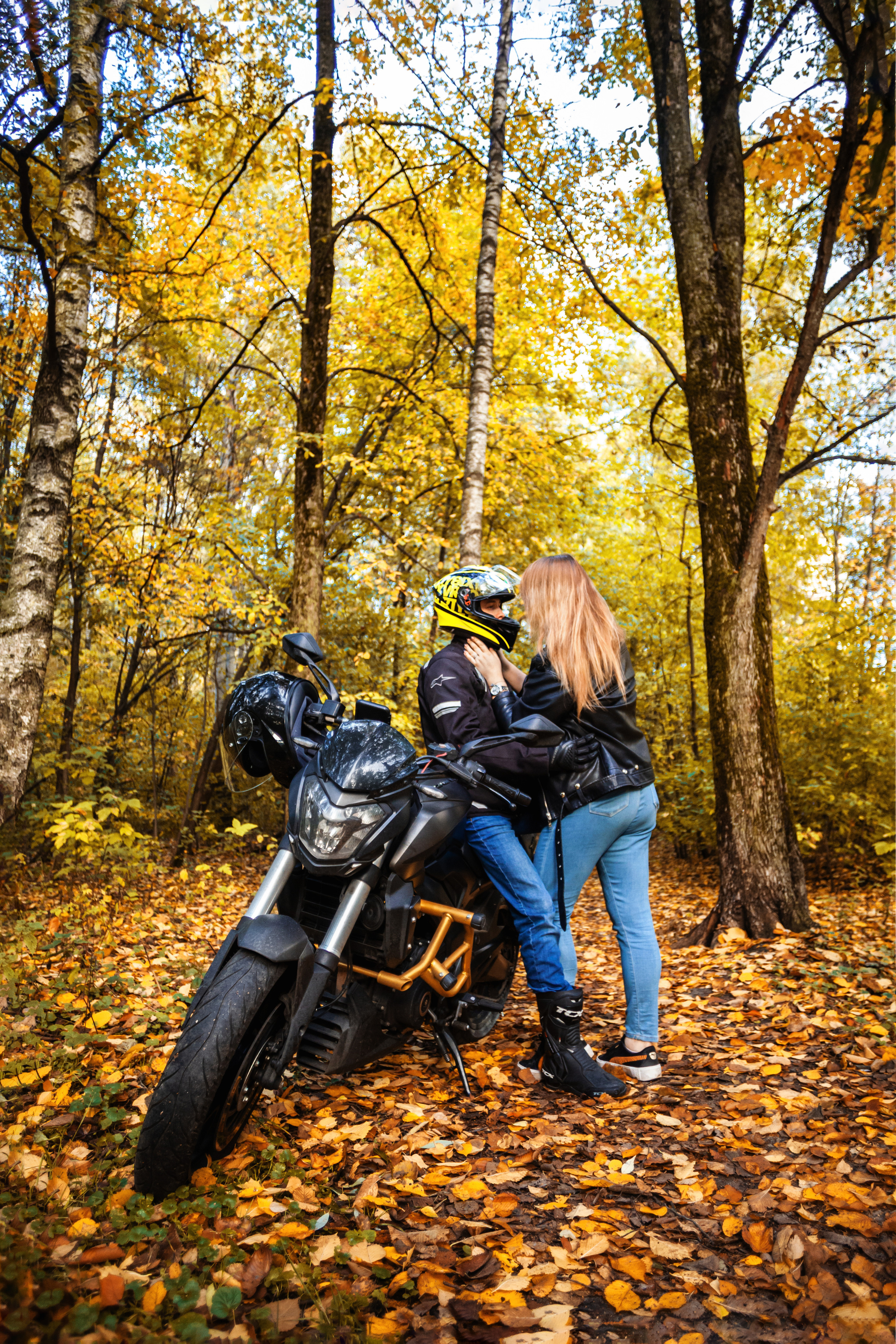 Кристина и Олег в Алешкинском лесопарке. Фотограф-анималист Татьяна Степанова