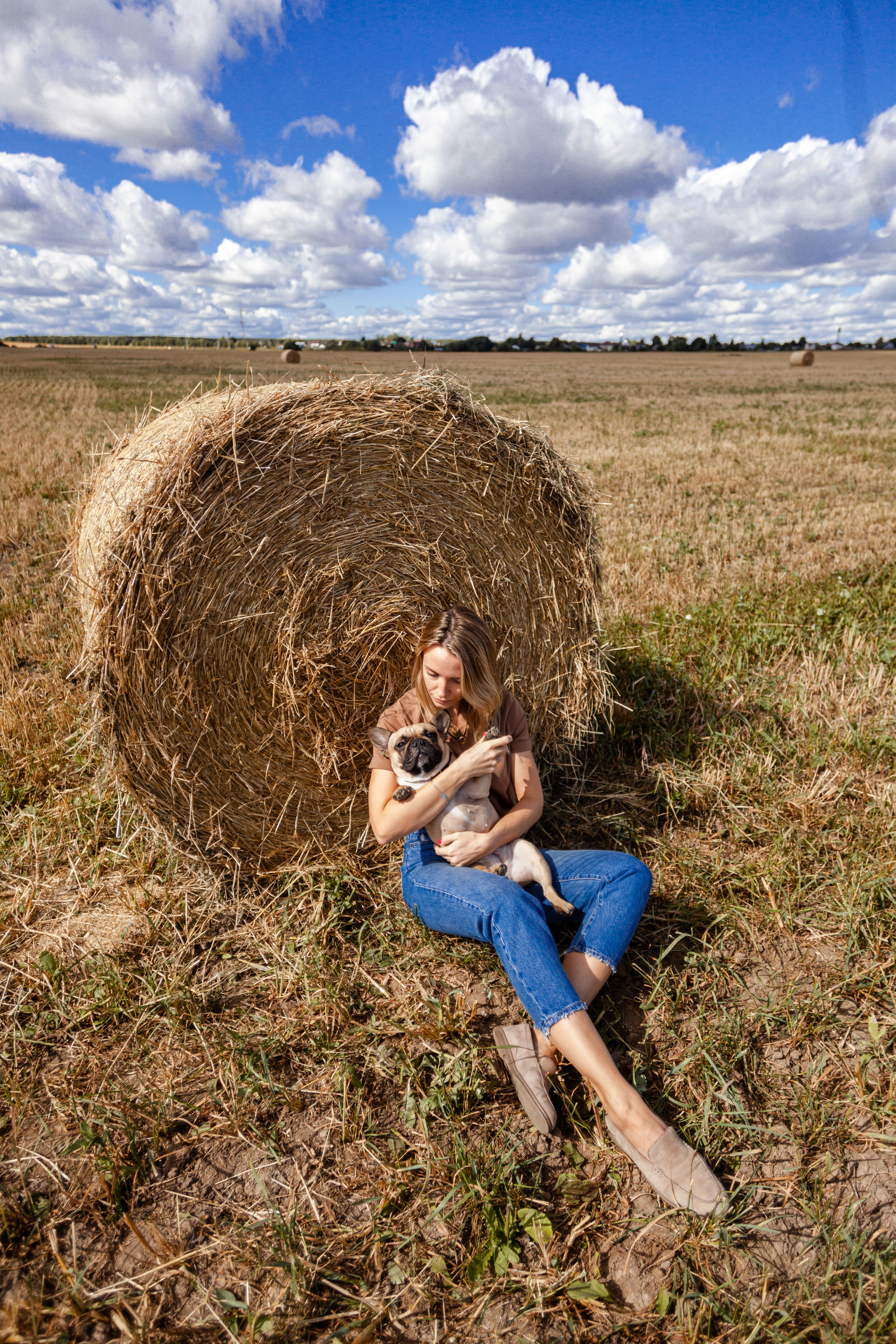 Коломна, стога и подсолнухи. Фотограф-анималист Татьяна Степанова